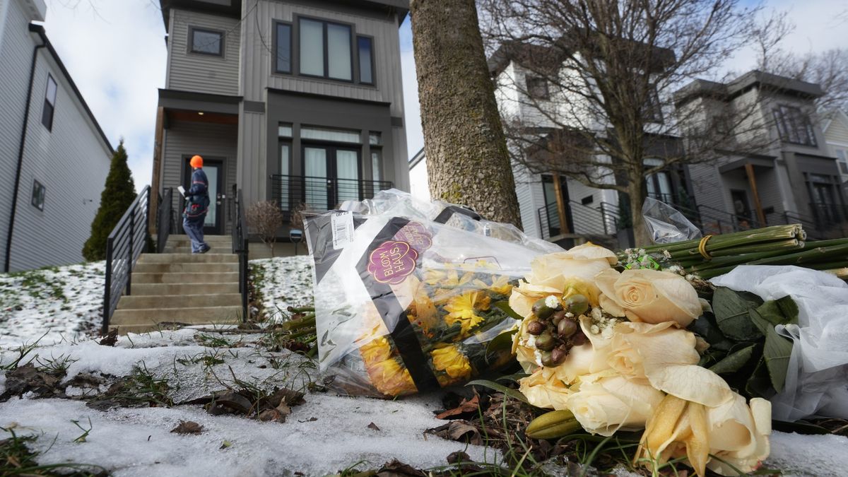 Flowers left outside the Tepe home after their murders, posted on January 12, 2026. | Source: Facebook/The Columbus Dispatch