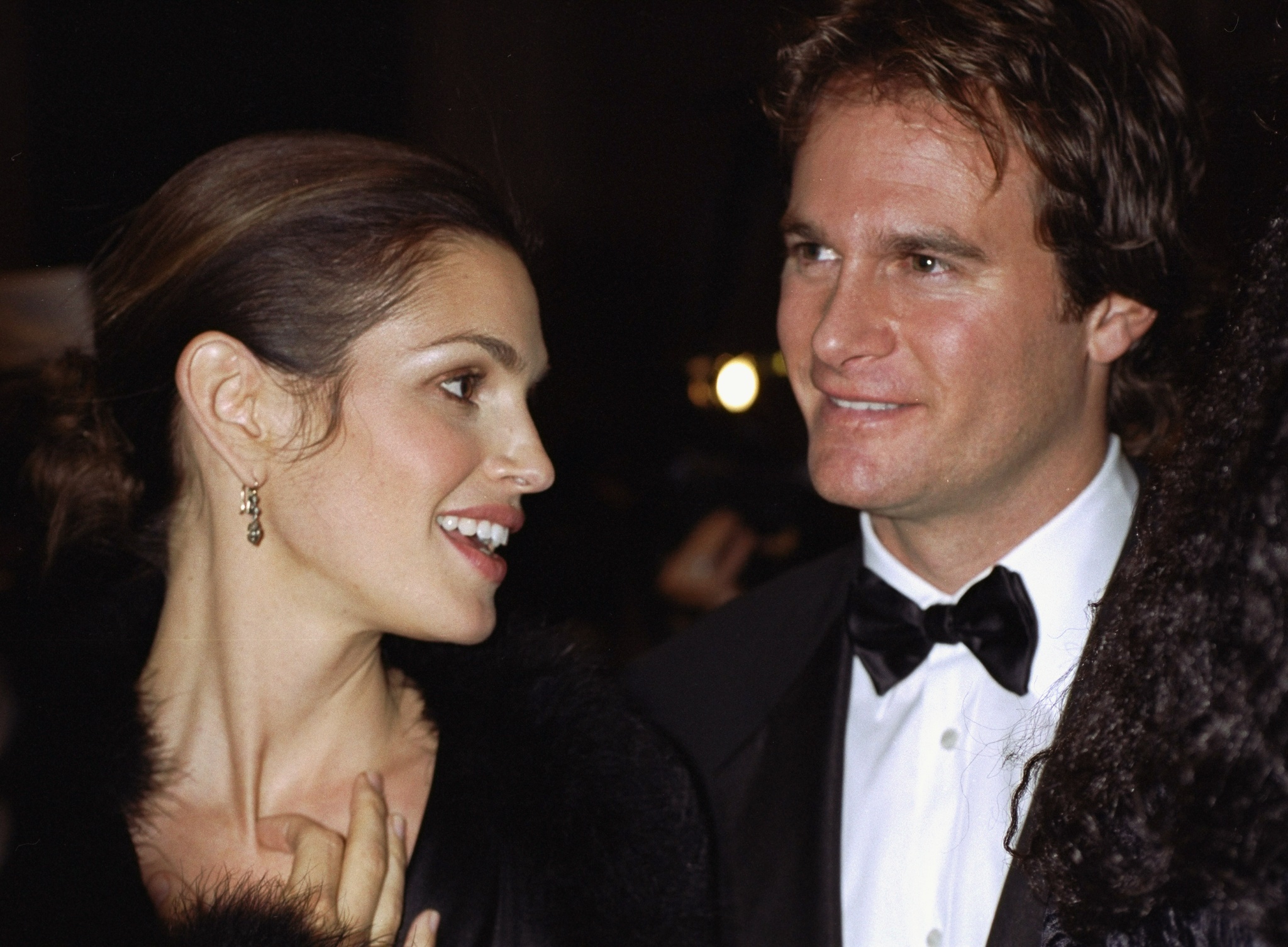 Cindy Crawford and Rande Gerber attend the Silver Lining Foundation Gala in New York City circa 2000. Around this period, the couple was building the Malibu residence Cindy described as their first home created together. | Source: Getty Images