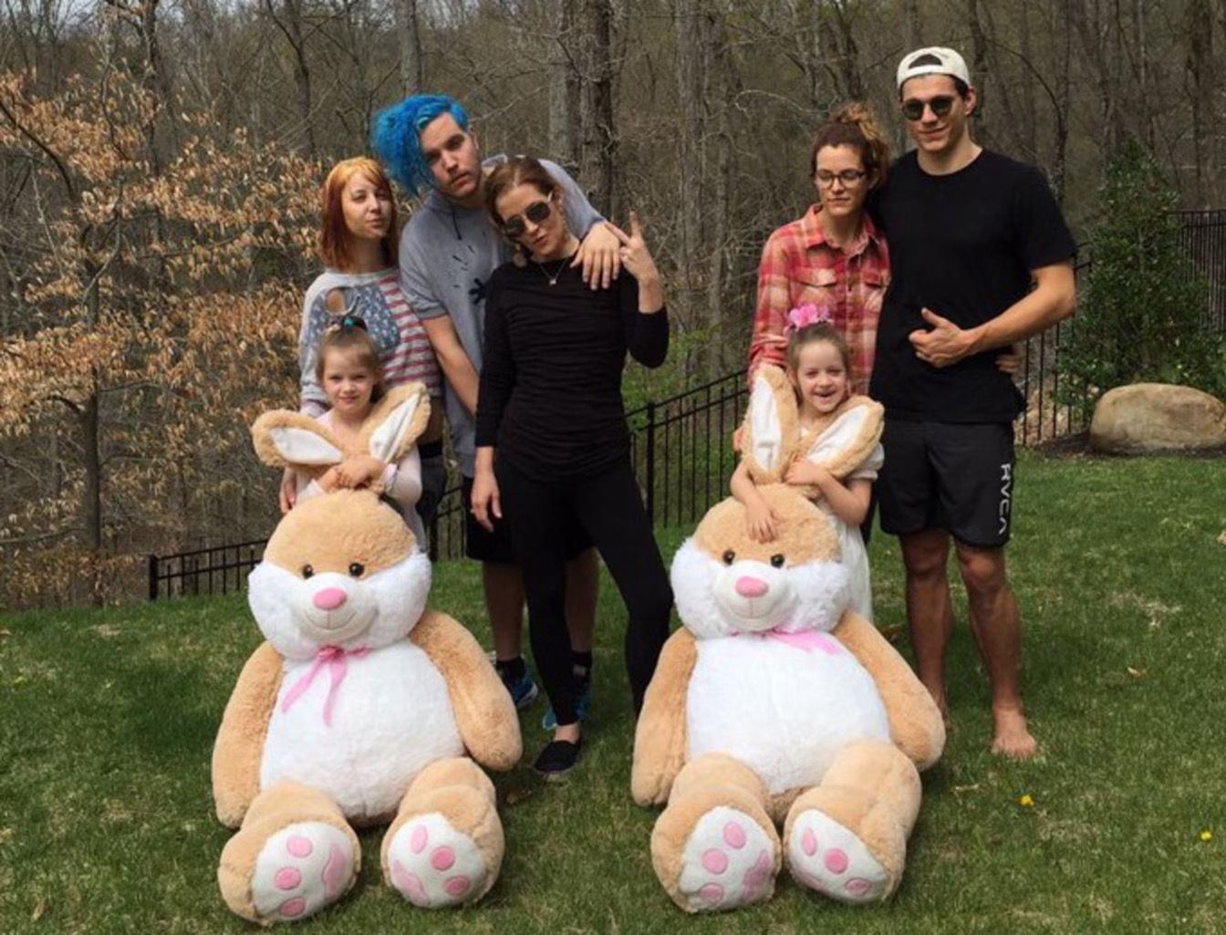 Harper and Finley turned 11 in October 2019. Their father, Michael Lockwood, had worked as a guitarist and music producer before the twins were born.