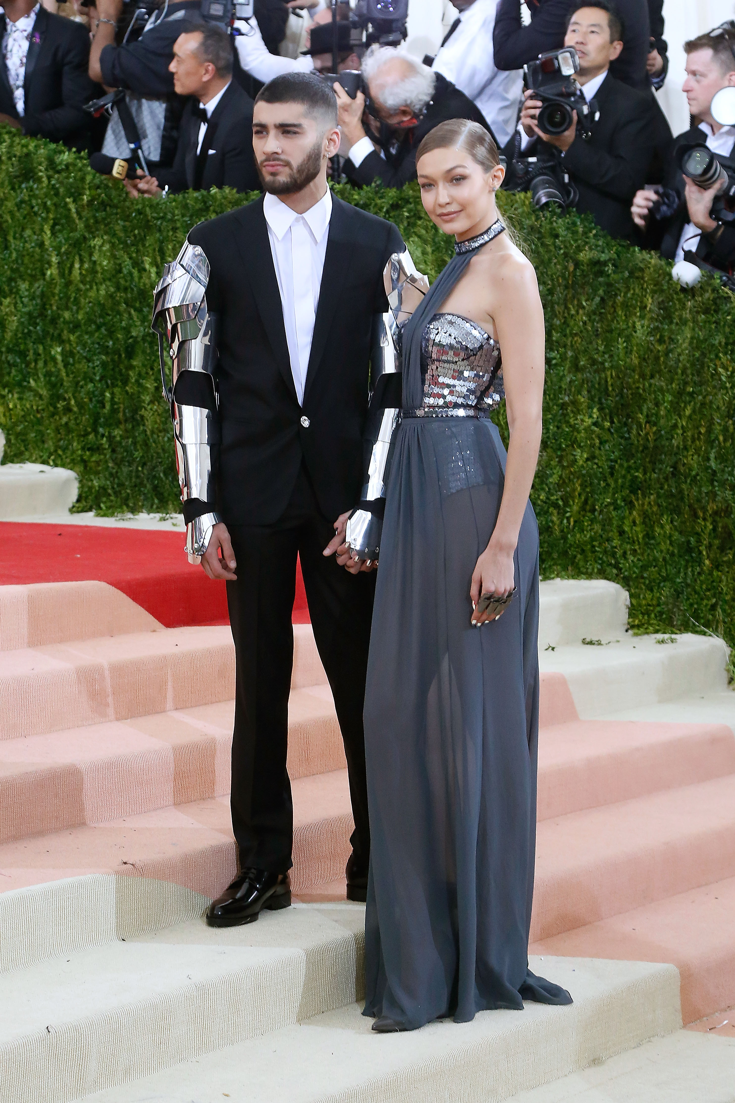 Zayn Malik attends the Met Gala with Gigi Hadid on May 2, 2016 | Source: Getty Images