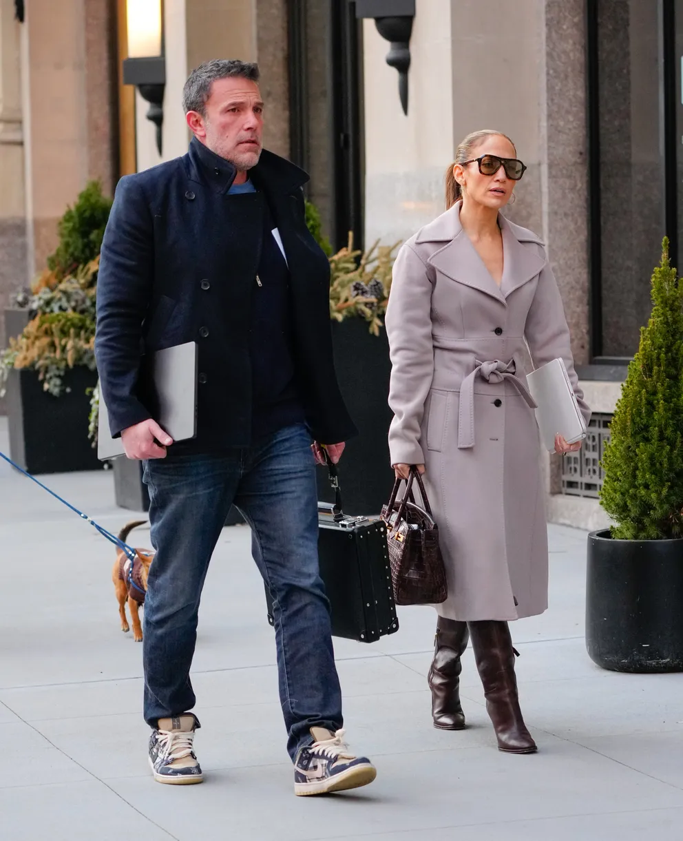 Ben Affleck and Jennifer Lopez walking the streets of New York City on March 29, 2024. | Source: Getty Images