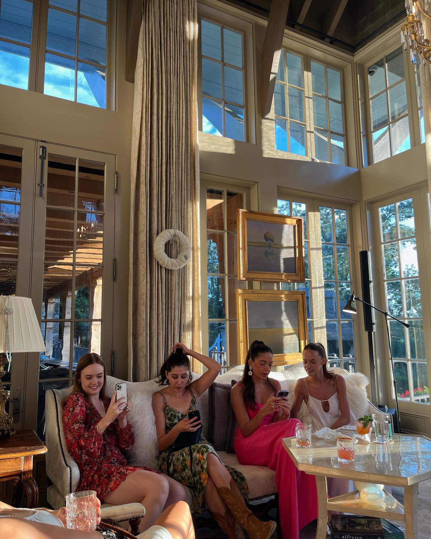 The family's Nashville residence contains spacious gathering areas that contrast with the more compact living spaces associated with city life. Maggie's posts have offered rare glimpses of these private family surroundings. | Source: Instagram/maggiemaymcgraw