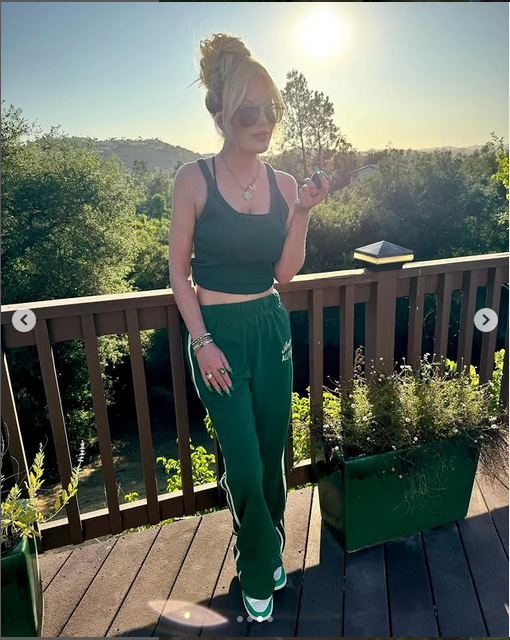 Tori Spelling, from a post dated June 27, 2025 | Source: Instagram/Torispelling