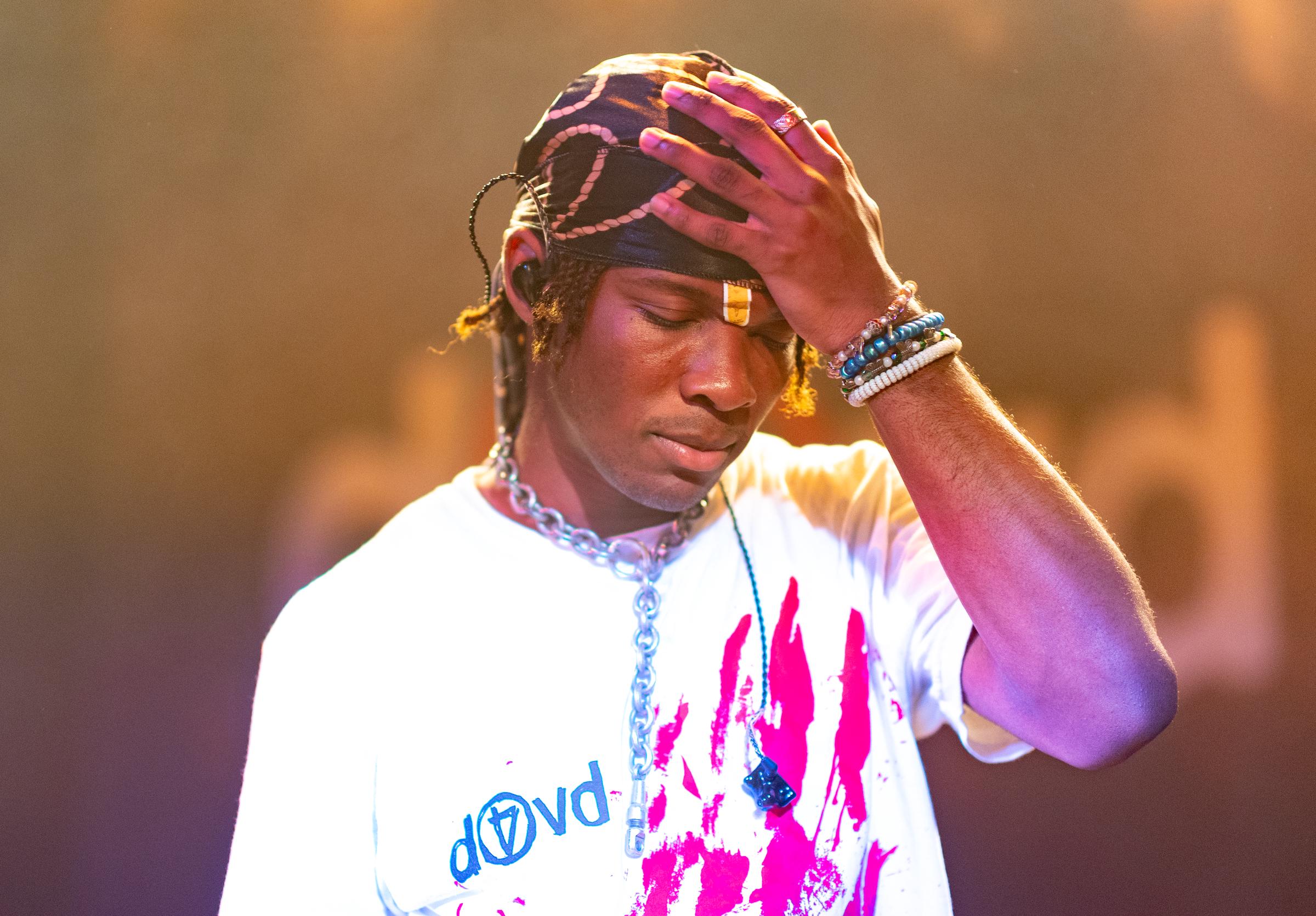 d4vd performs on stage during the Pop Rising On Tour at The Roxy on September 6, 2023, in West Hollywood, California | Source: Getty Images