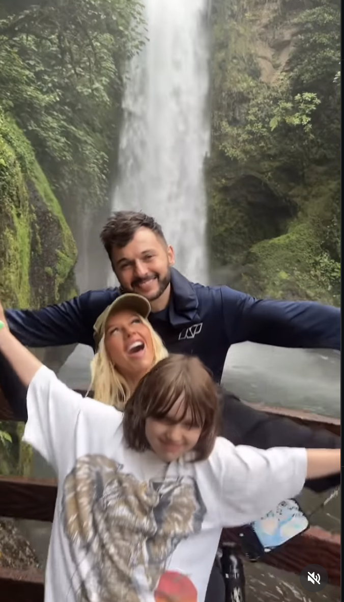 The singer’s eldest son, Max, missed the family trip | Source: Instagram/xtina