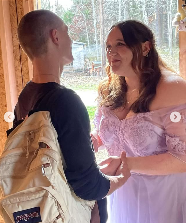 Kylee Monteiro and Gregory Groom, as seen in a post dated April 12, 2025 | Source: Instagram/kyleemonteirooo