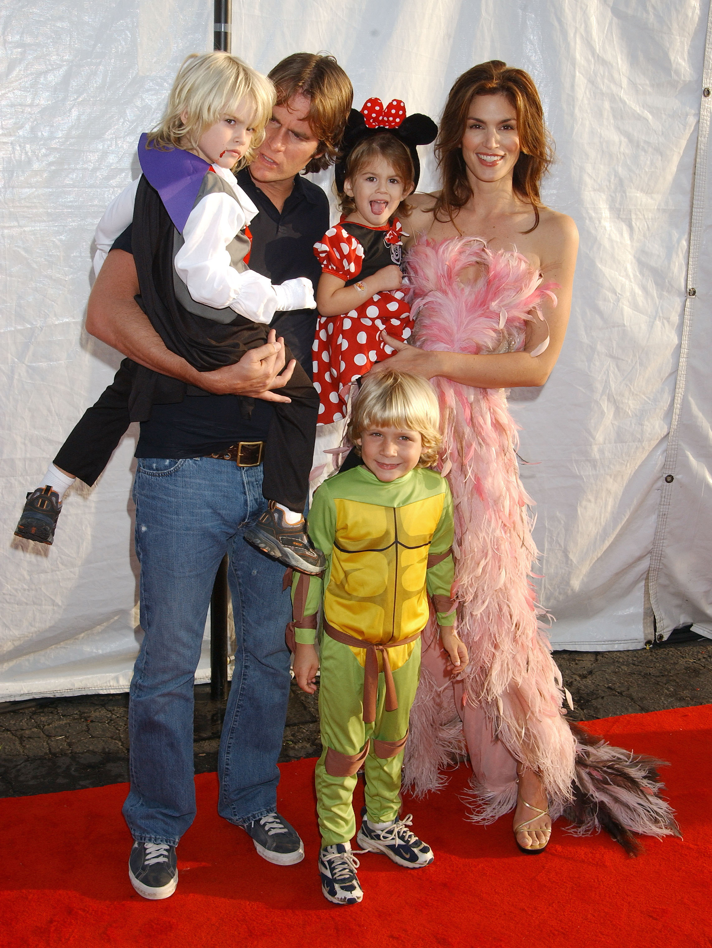 Kaia has recalled how their Malibu upbringing revolved around a close circle of children who often stayed together from preschool through graduation. Their parents still did the driving to parties and the late pickups home. | Source: Getty Images