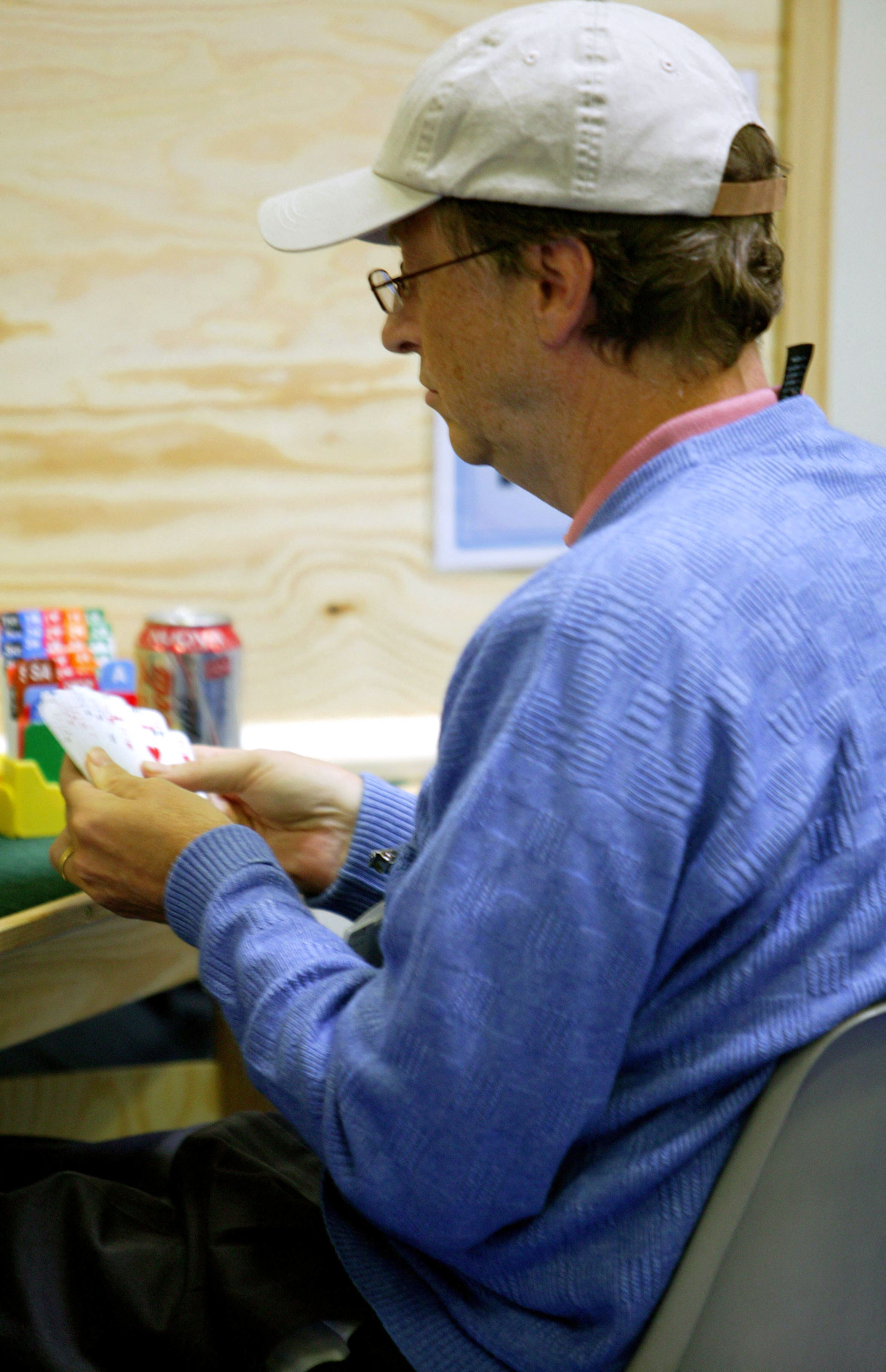 Bill Gates plays bridge during the qualifier 3rd session of mixed pairs at the 12th World Bridge Championships on June 11, 2006, in Verona, Italy | Source: Getty Images