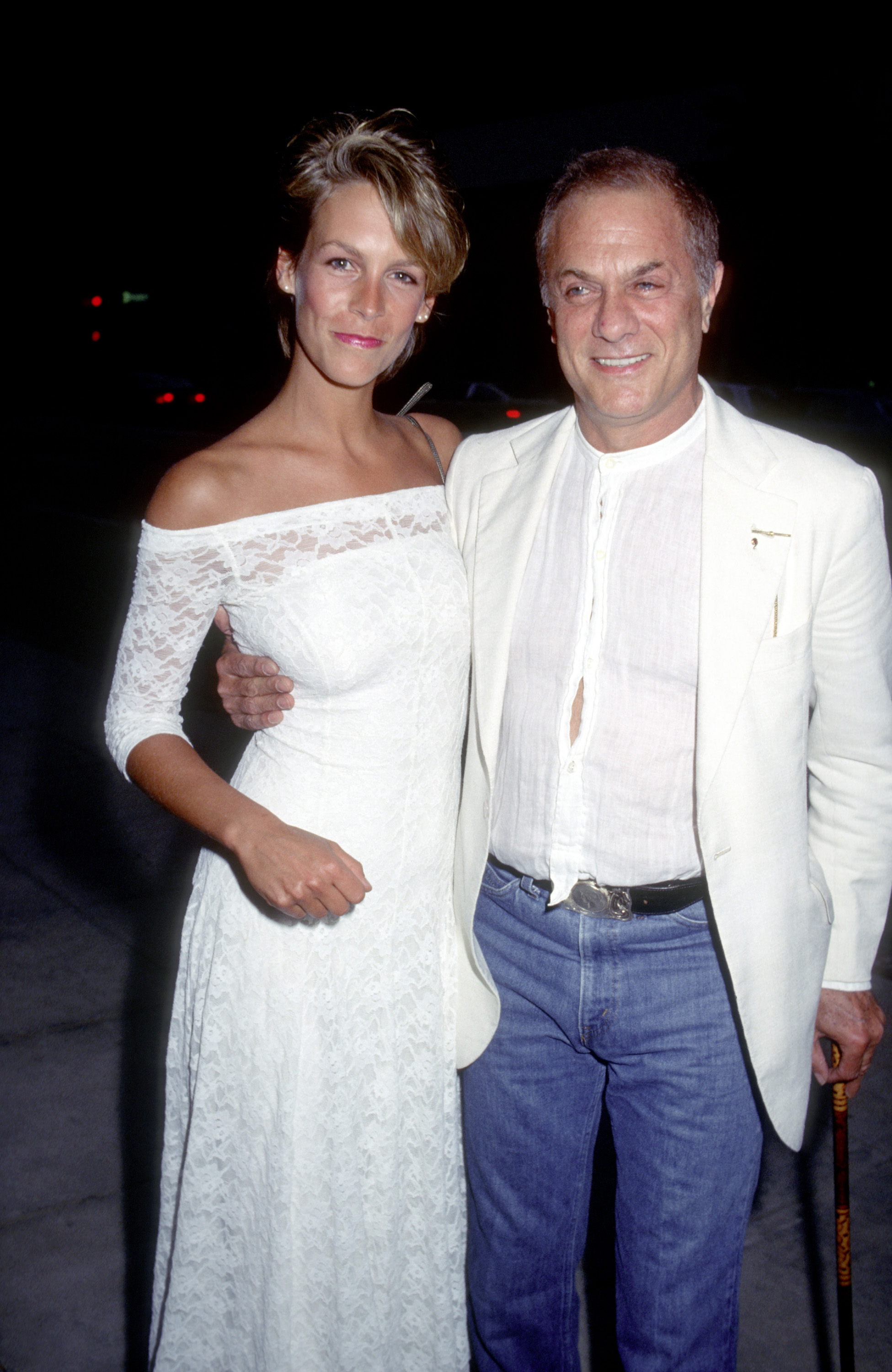The actress and her famous father at a screening of "Streets of Fire" in Beverly Hills on May 29, 1984. | Source: Getty Images