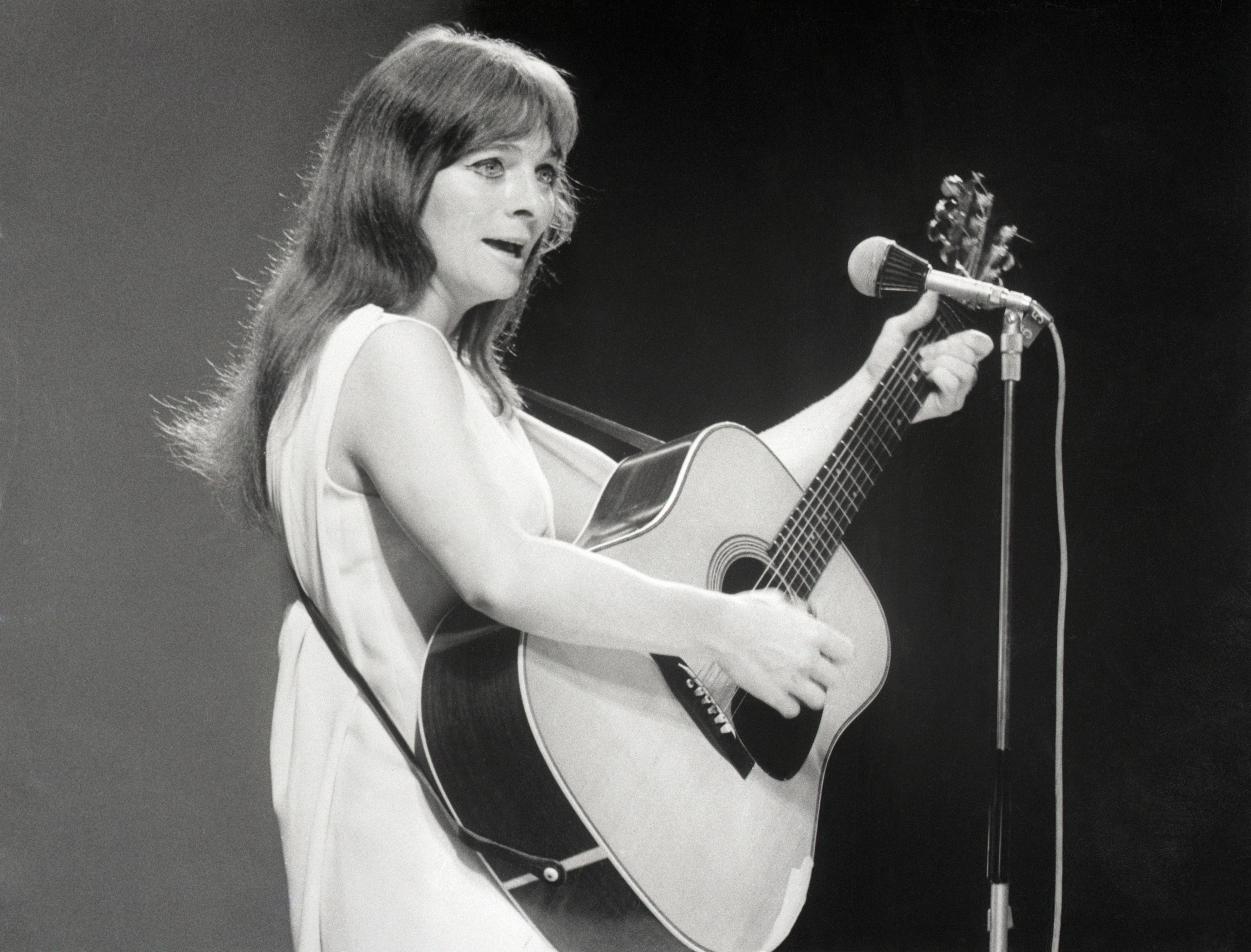 The musician photographed during a concert in 1966. | Source: Getty Images