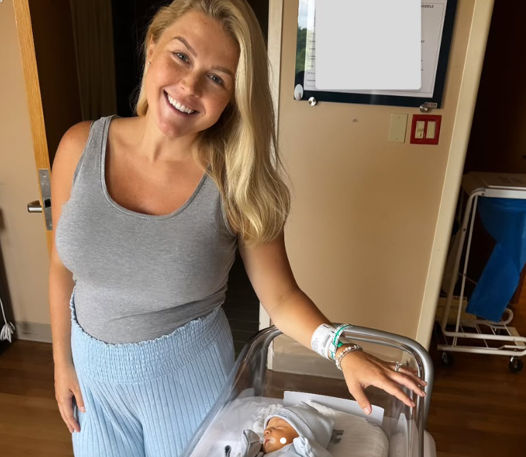 Karoline Leavitt shares a glimpse of her newborn son Niko, dated July 15, 2024 | Source: Instagram/karolineleavitt