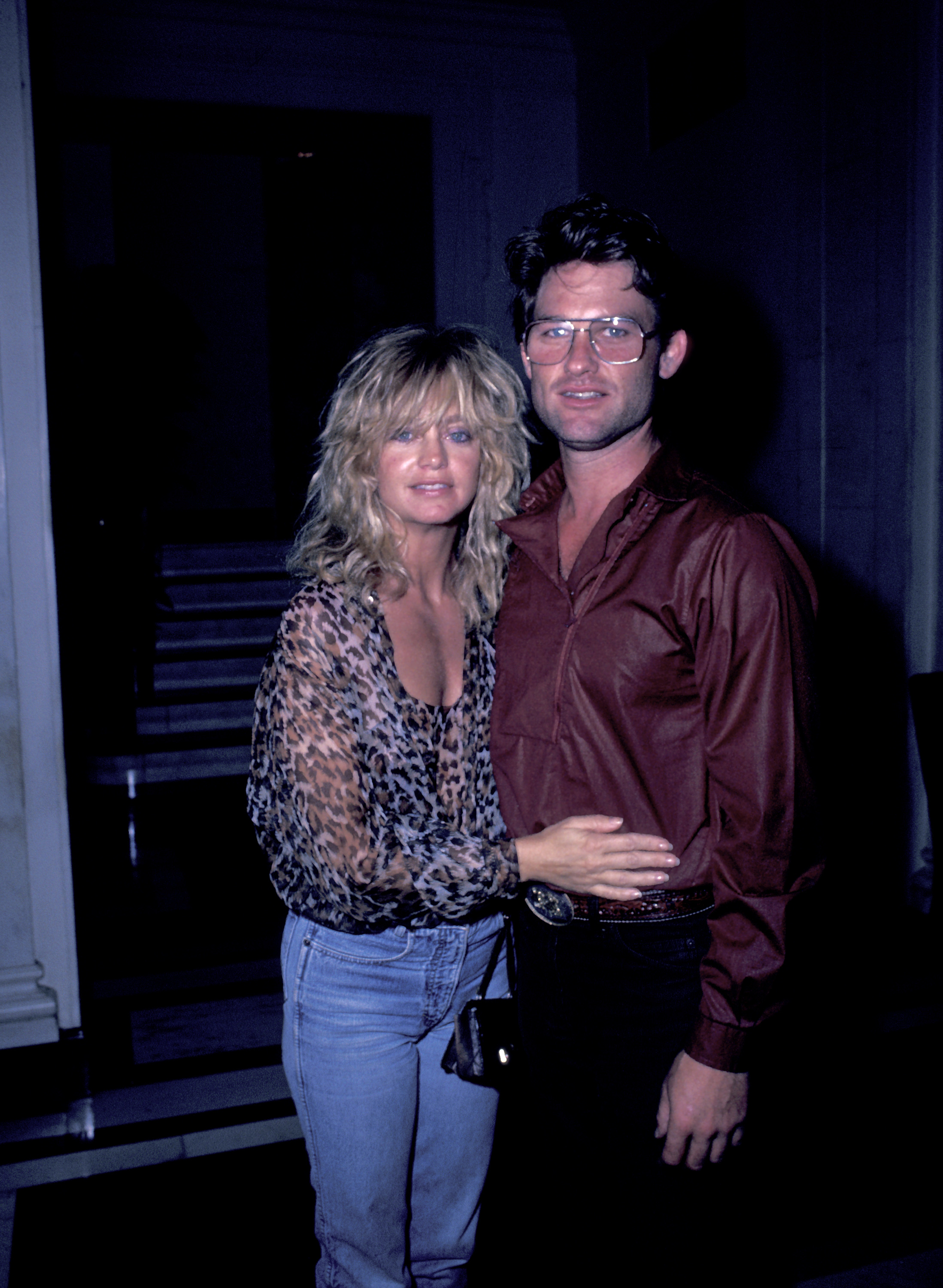 Goldie Hawn and Kurt Russell photographed at the Carlyle Hotel on July 23, 1983, in New York. | Source: Getty Images