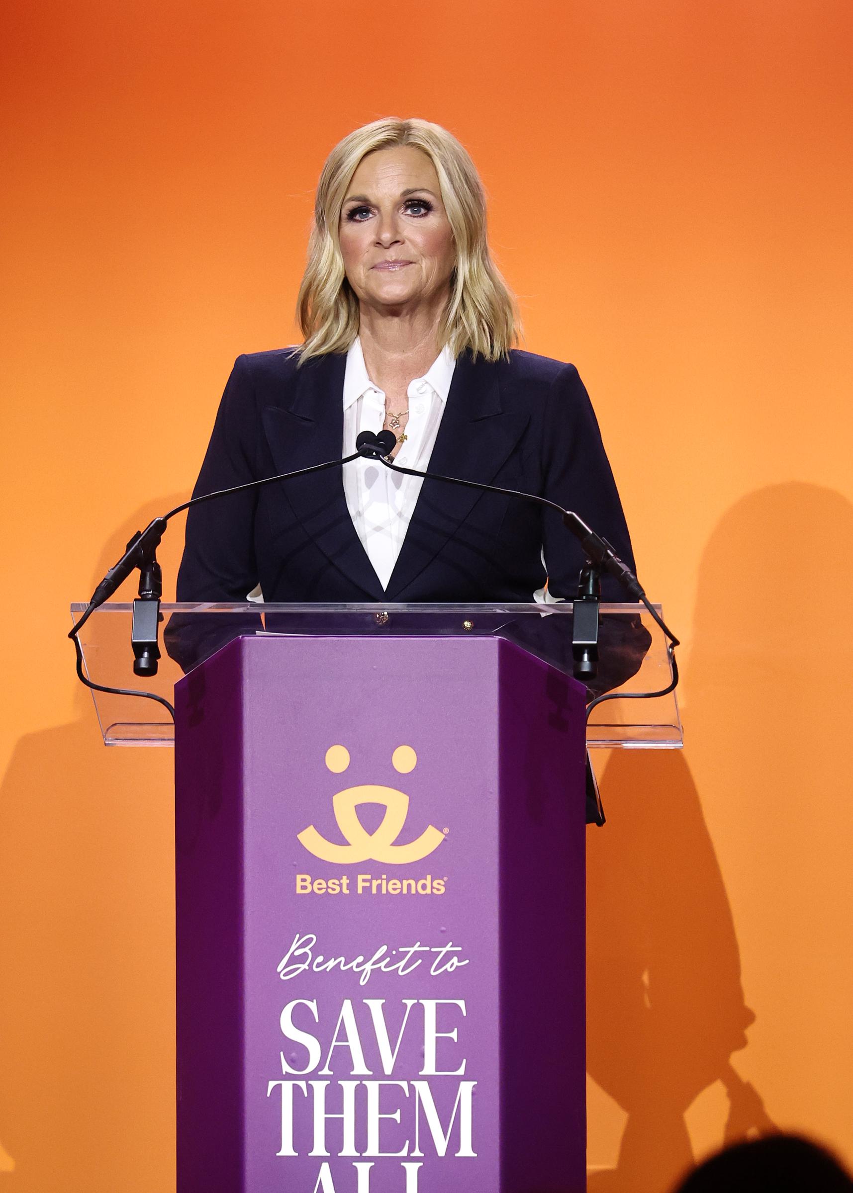 On October 19, 2026, Yearwood attended the Best Friends Animal Society Gala in New York City, where she also addressed attendees in support of animal rescue. At 62, her refreshed hairstyle and noticeably slimmer-looking figure prompted enthusiastic reactions from fans, many of whom praised her latest transformation.