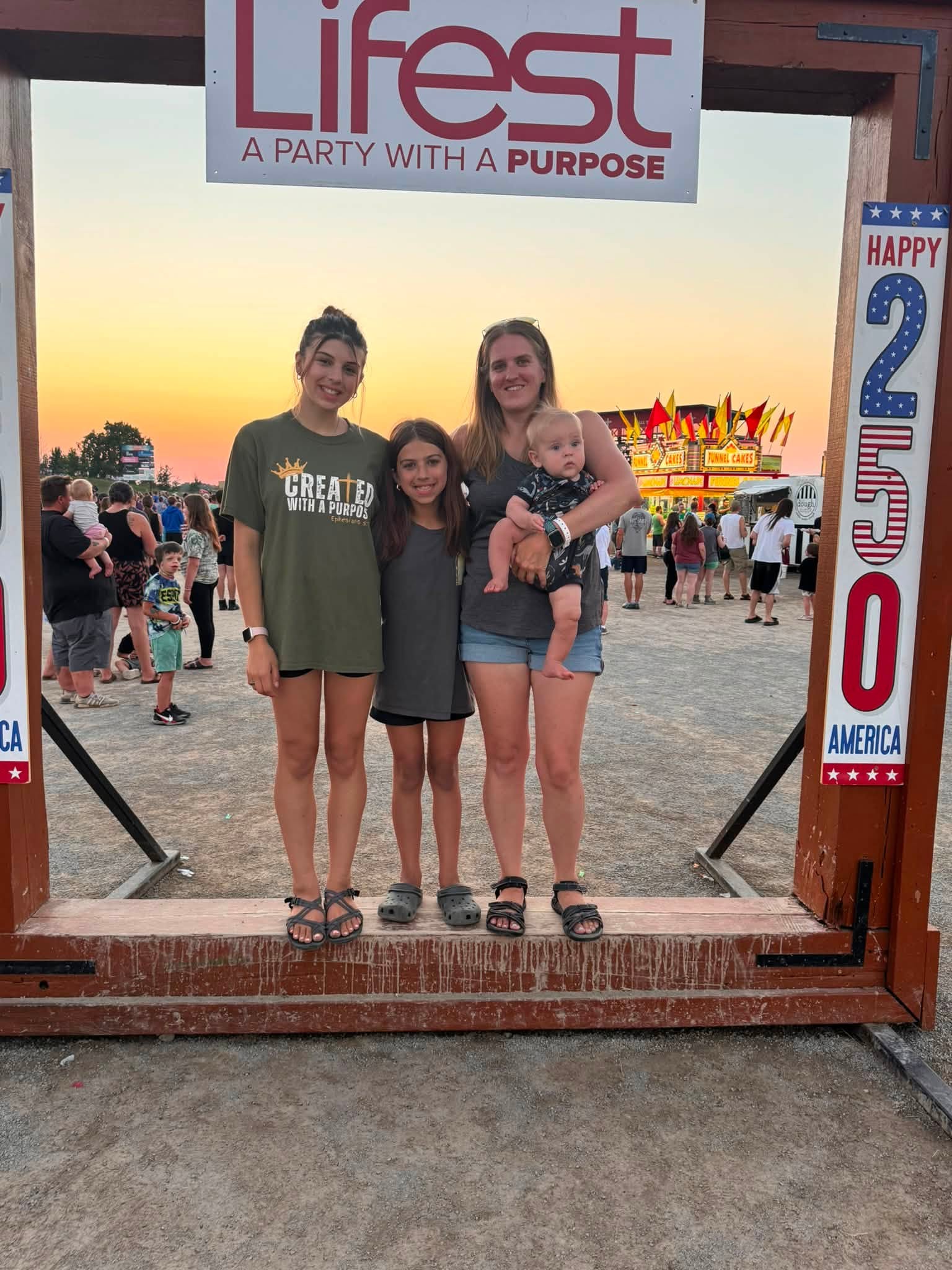 Here's another photo of Lindsey's kids, including Lenora and Jaelyn Manke in an image posted on July 12, 2026. | Source: Facebook/Lindsey Dash