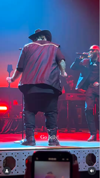 Jelly Roll dancing as someone hypes him up. | Source: Instagram/nashville_stacy