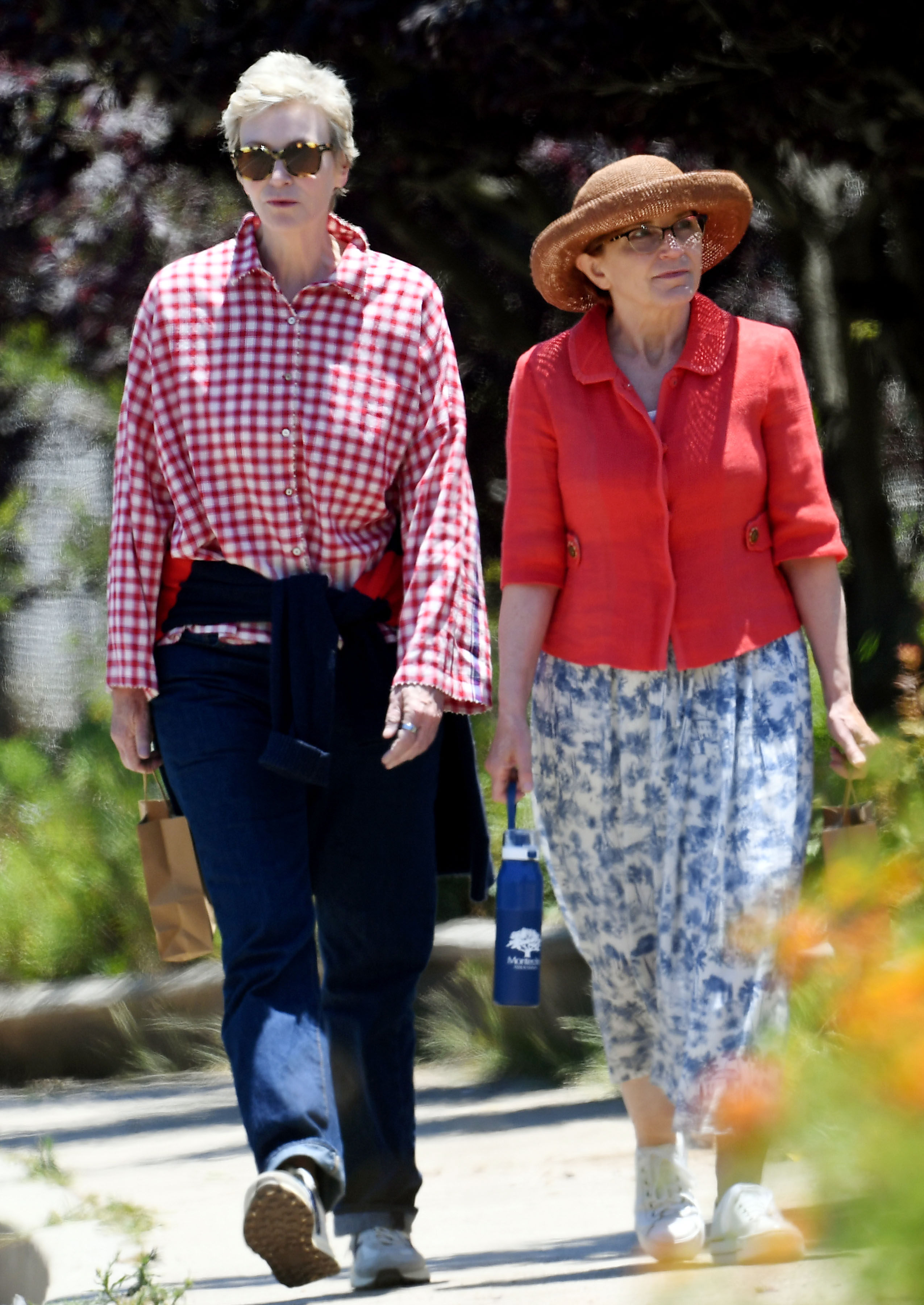 Jane Lynch and Jennifer Cheyne spotted on July 4, 2024, in Santa Barbara, California. | Source: Getty Images