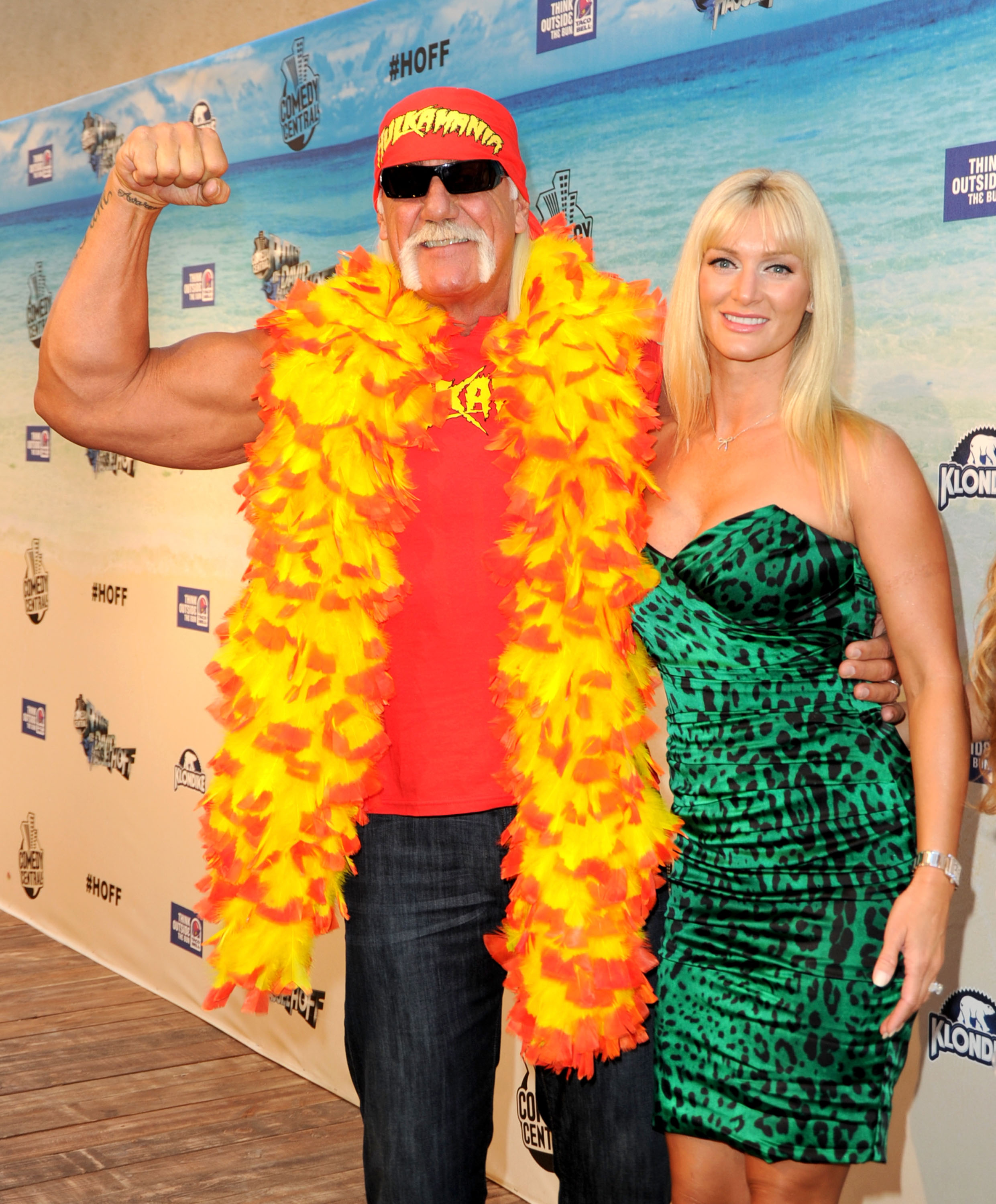 Hulk Hogan and Jennifer McDaniel arrive at the Comedy Central Roast of David Hasselhoff — around the time Hulk described his new partner as “just the opposite” of Linda, pointing to the very different dynamic he said they shared. | Source: Getty Images