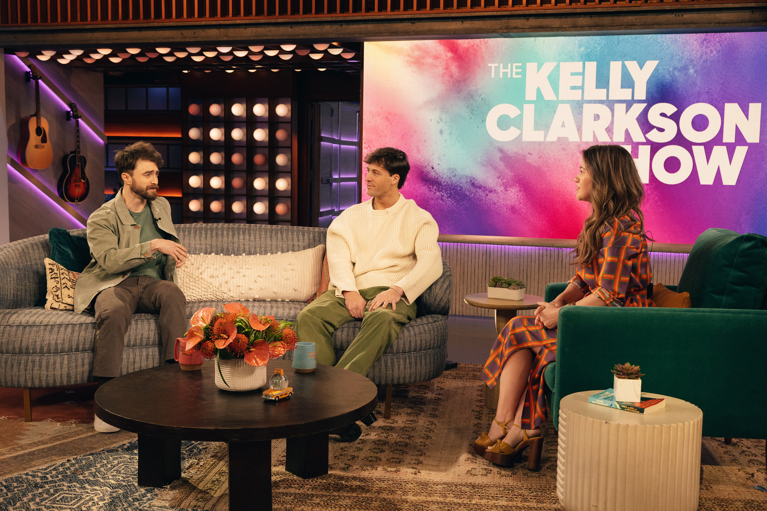 Daniel Radcliffe, Rob Rausch, and Kelly Clarkson pictured at "The Kelly Clarkson Show" | Source: Getty Images