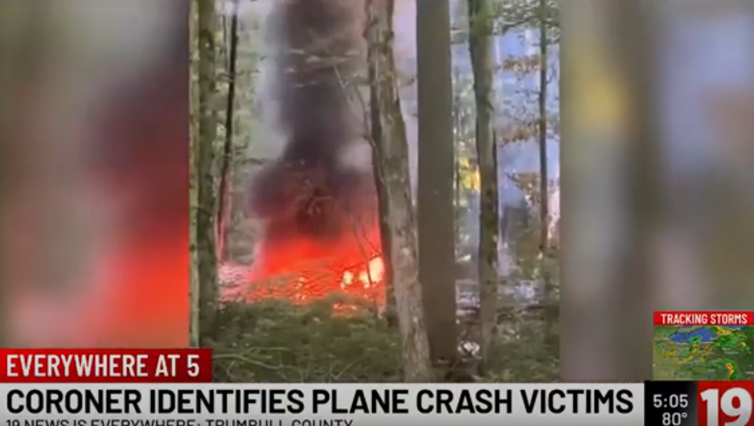 Flames and smoke billow from the crash site in Howland Township, Ohio, on June 29, 2025. | Source: YouTube/Cleveland19News