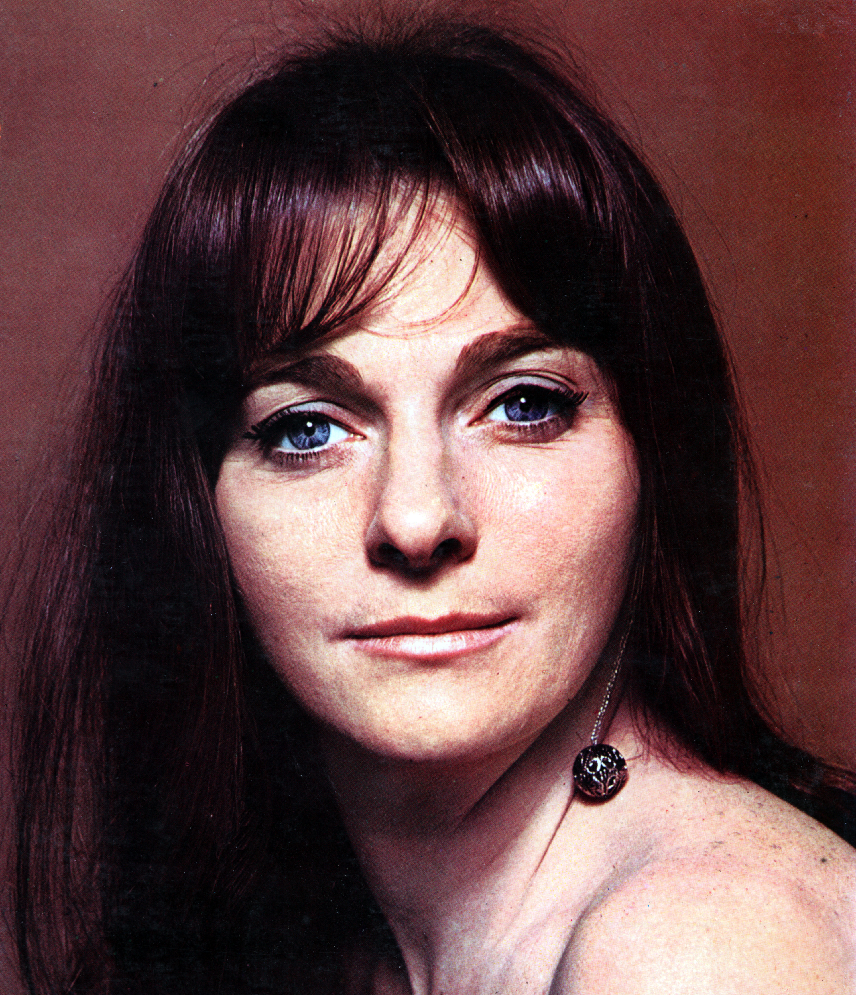 The singer posing for a portrait in the 1960s. | Source: Getty Images