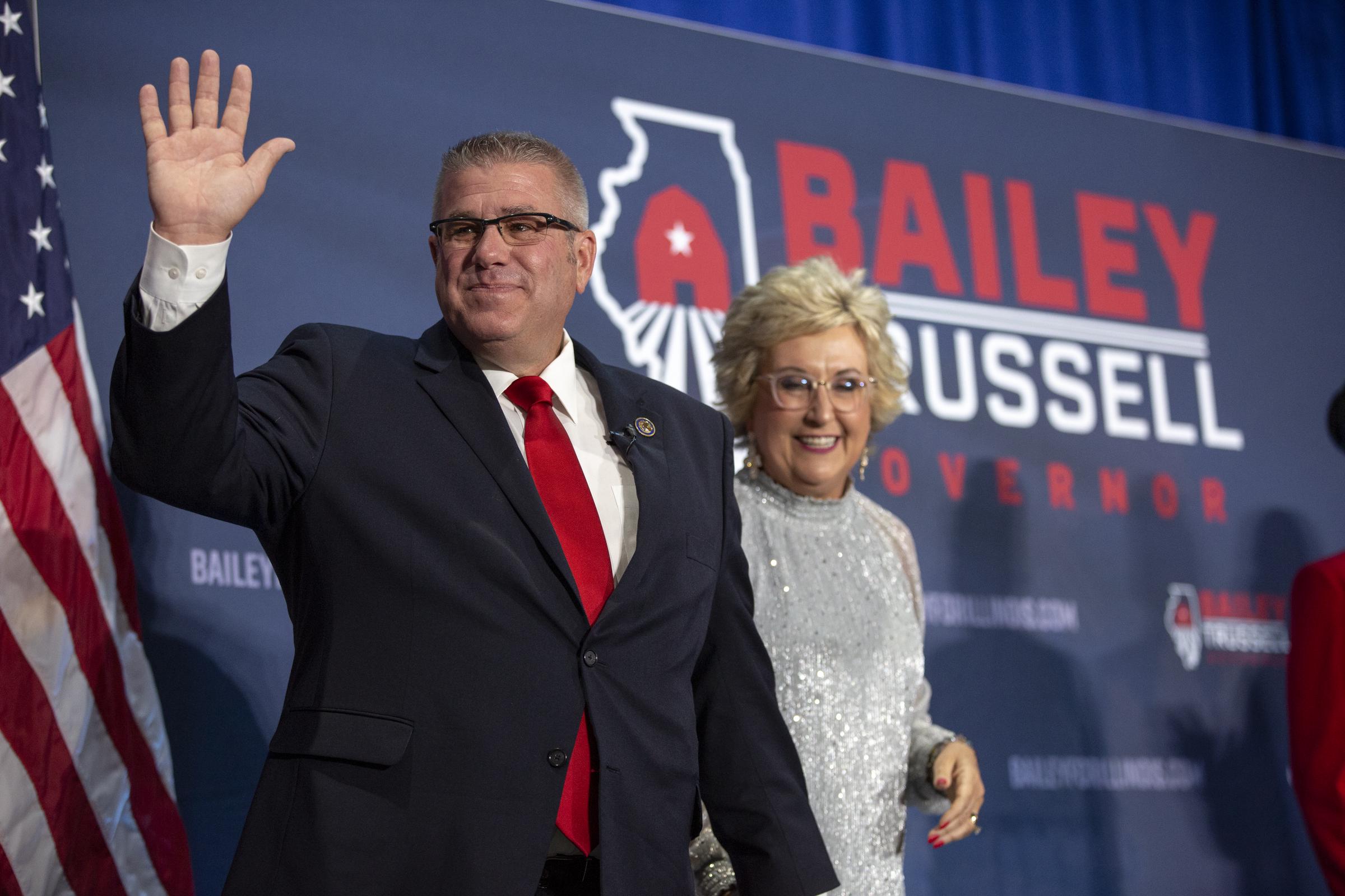 Republican gubernatorial candidate, state Senator Darren Bailey and wife Cindy Stortzum take the stage at an election-night party on June 28, 2022 in Effingham, Illinois | Source: Getty Images