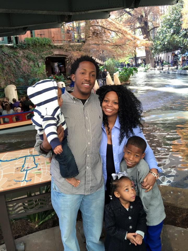 Drew Anthony and Kayla Hayes, and their children, including Karmelo Anthony, seen in a post dated January 2015 | Source: Facebook/drew.anthony.37