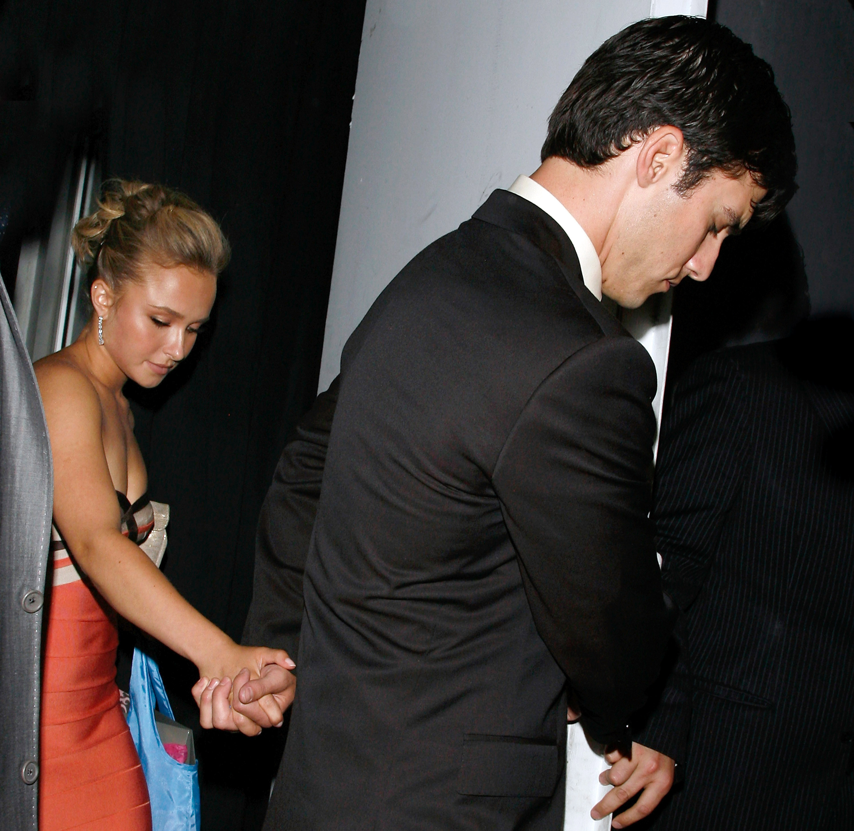 Although he initially took back the breakup, Milo Ventimiglia followed through a week later and ended things for good. During this outing, she was seen with him on August 10, 2008, in Hollywood, California. | Source: Getty Images