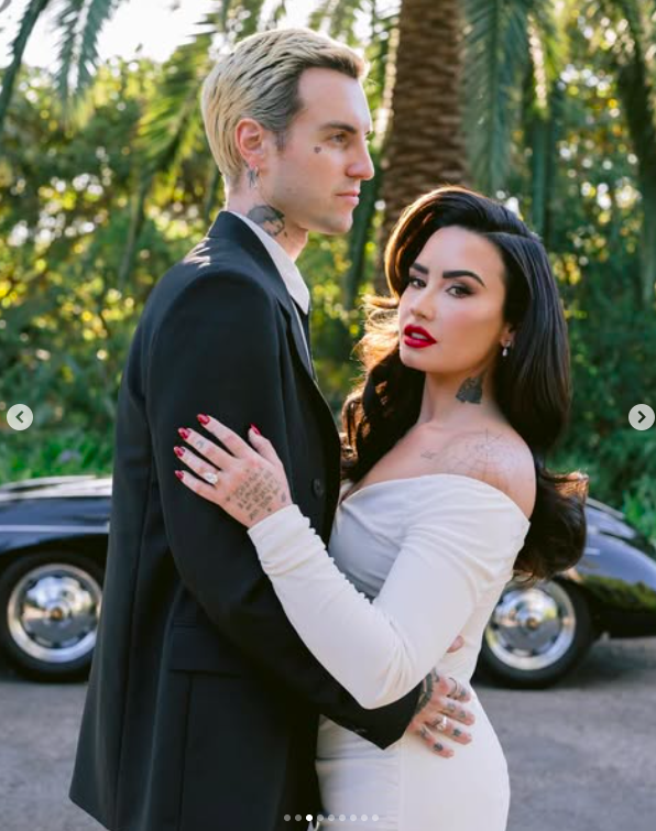 Jordan "Jutes" Lutes and Demi Lovato embracing. | Source: Instagram/josevilla