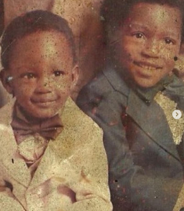 The '90s star and his brother in a vintage photo shared on December 31, 2022 | Source: Instagram/tyrinturner