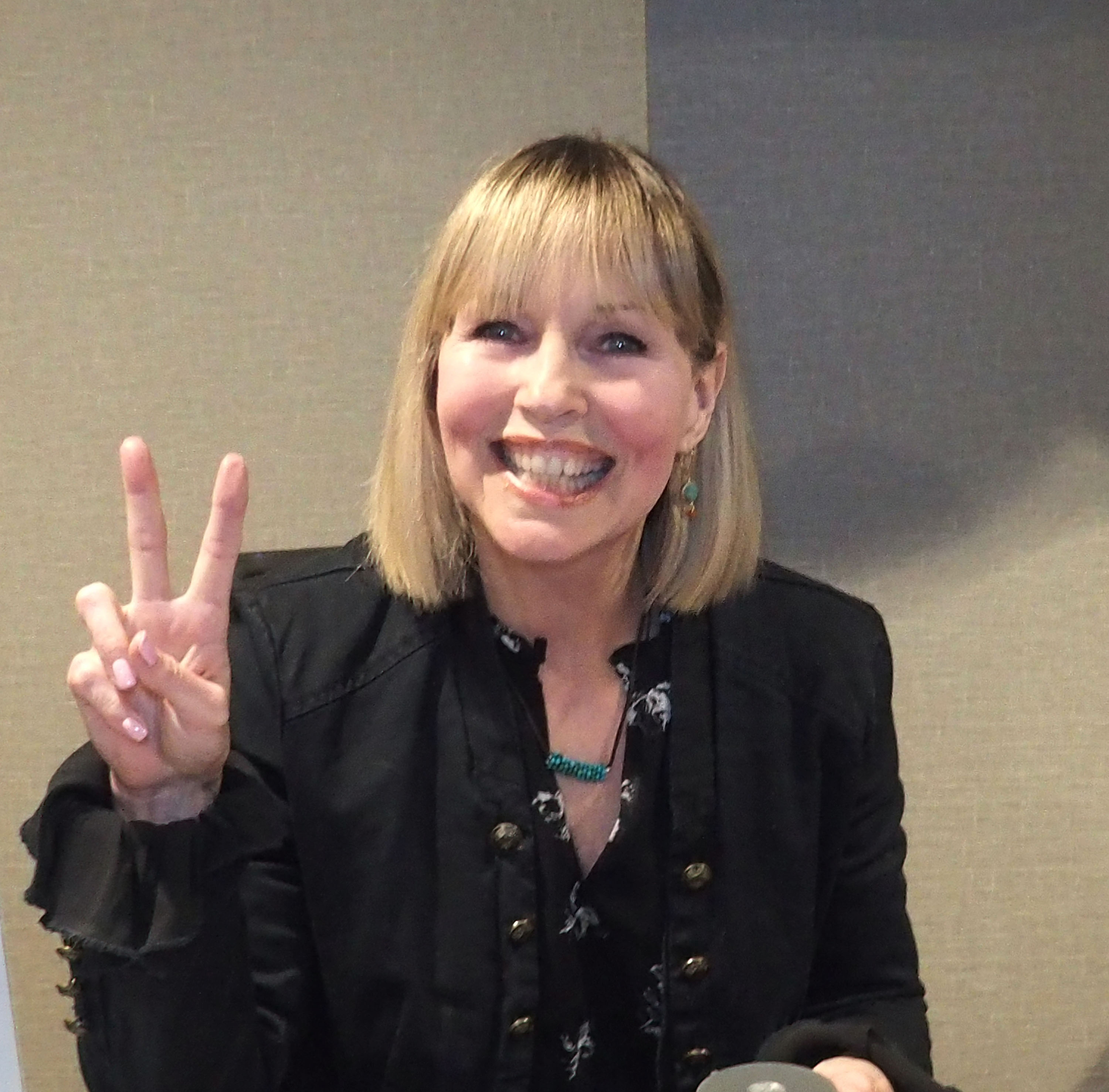 Even after stepping away to build a normal life, Deborah Foreman began attending fan conventions and discovered that audiences still deeply connected with her work. At this event, she attended the Chiller Theatre Expo Spring at Parsippany on April 29, 2022, in Parsippany, New Jersey. | Source: Getty Images
