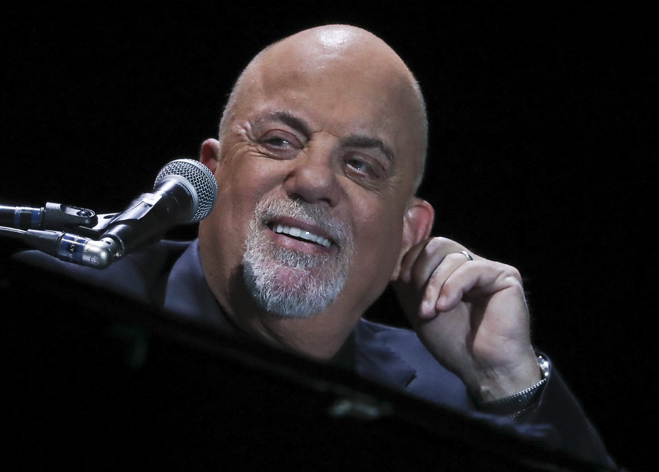 Billy Joel performs at Fenway Park in Boston on Sept. 14, 2019. Years later, the singer described the unexplained balance problems that eventually prompted him to seek medical attention. | Source: Getty Images