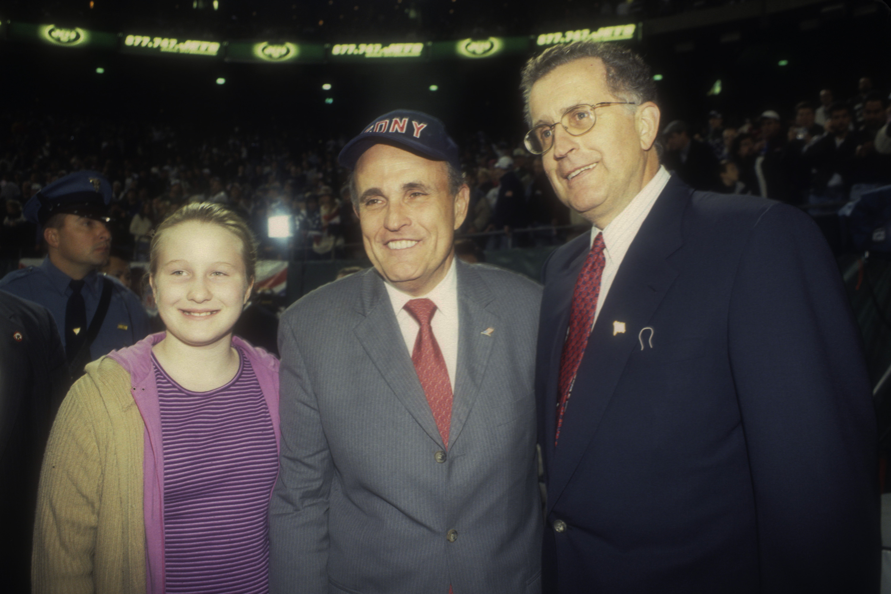 Caroline and Rudy Giuliani with the National Football League Commissioner Paul Tagliabue at Giants Stadium on October 1, 2001, in East Rutherford, New Jersey. | Source: Getty Images