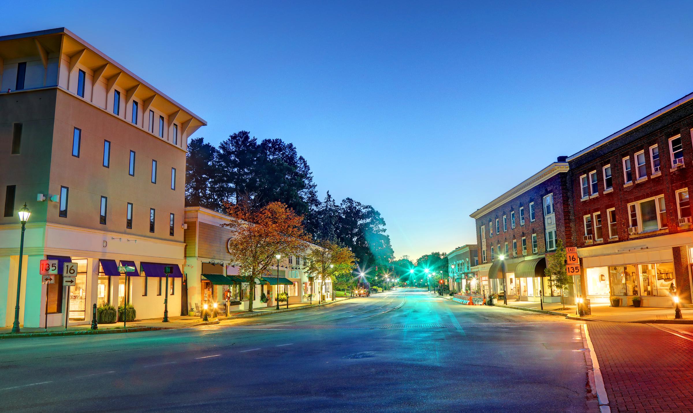 A street view of Wellesley Massachusetts. | Source: Getty Images