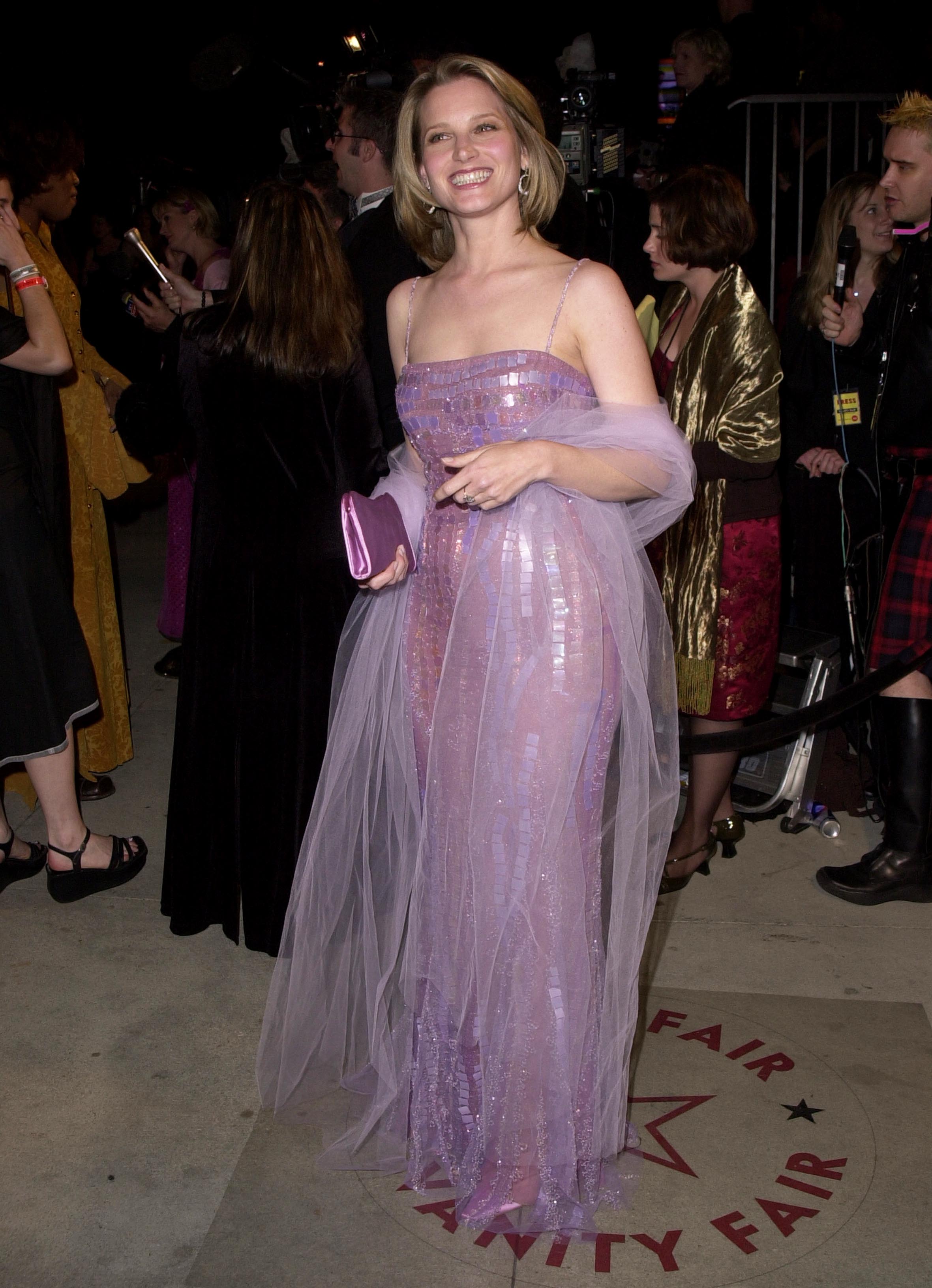 Bridget Fonda arrives at the 2001 Vanity Fair Oscar Party, one of her final years in the Hollywood spotlight before her career began moving toward a quiet and unexpected conclusion. | Source: Getty Images
