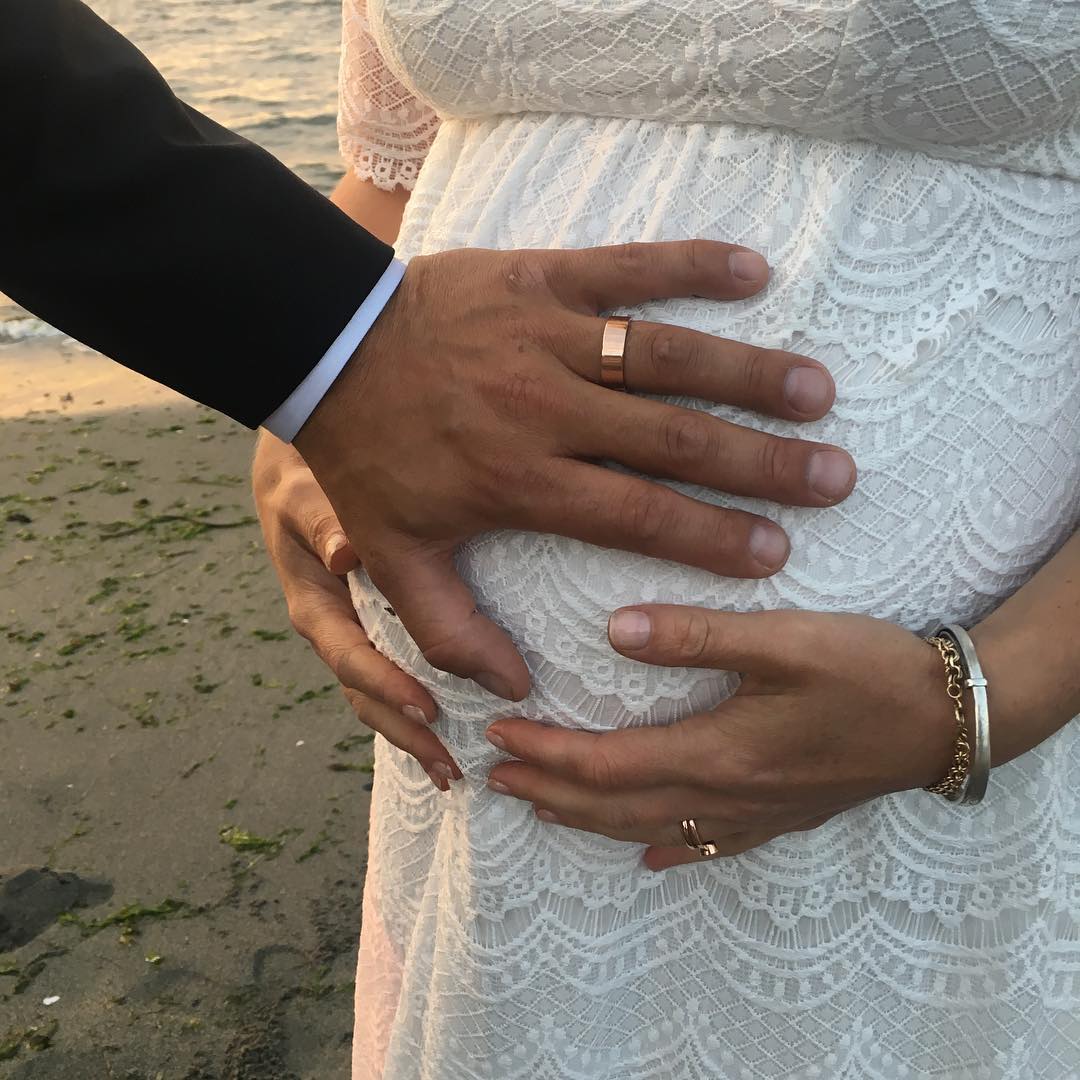 Stiles was already pregnant with Strummer when she and Cook tied the knot in 2017. Their tiny ceremony marked the beginning of a new chapter far removed from the large-scale Hollywood spectacle that defined her earlier years. | Source: Instagram/missjuliastiles