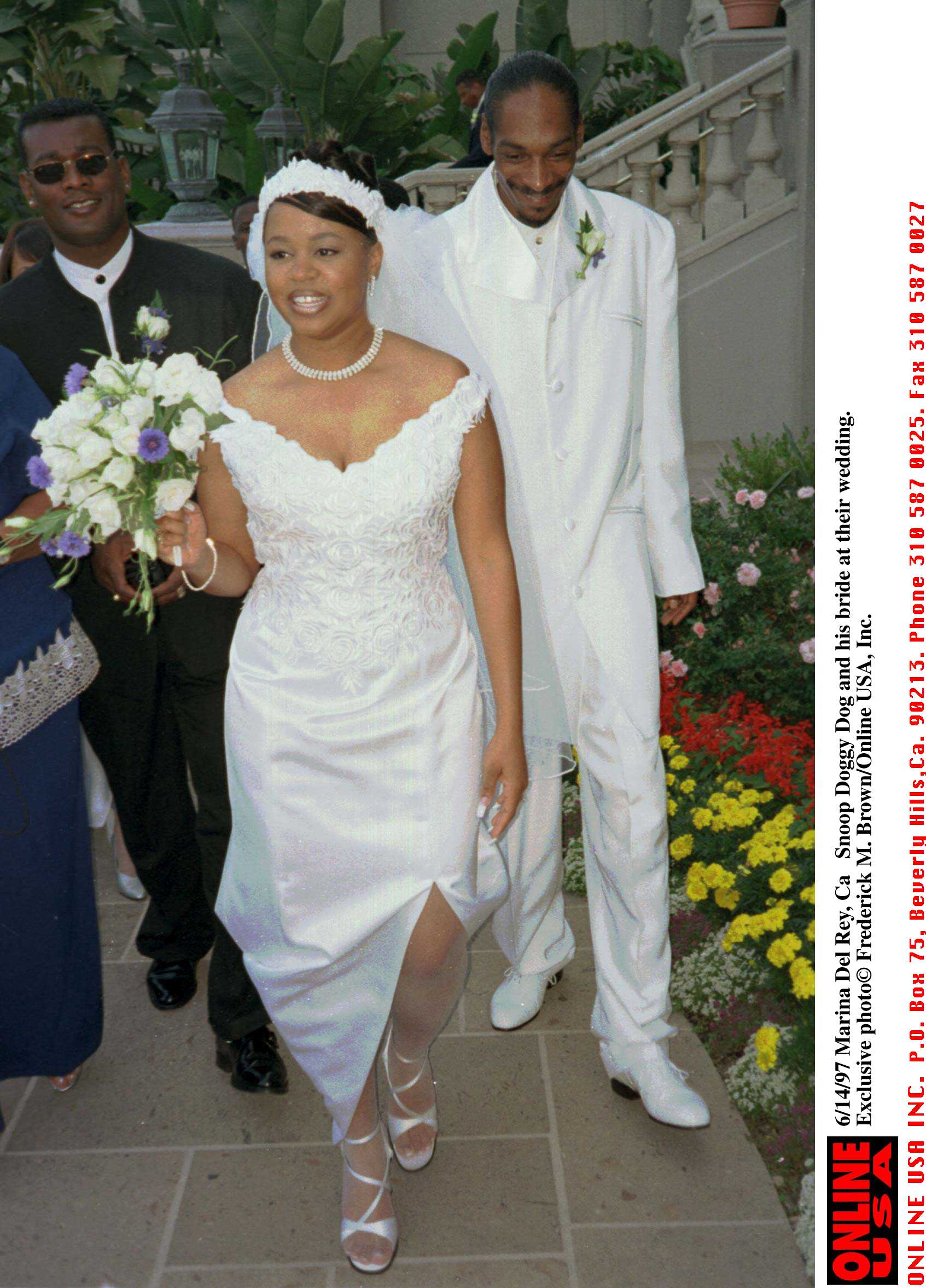Snoop Dogg and Shante Broadus on their wedding day at The Ritz-Carlton in Marina del Rey, California. | Source: Getty Images