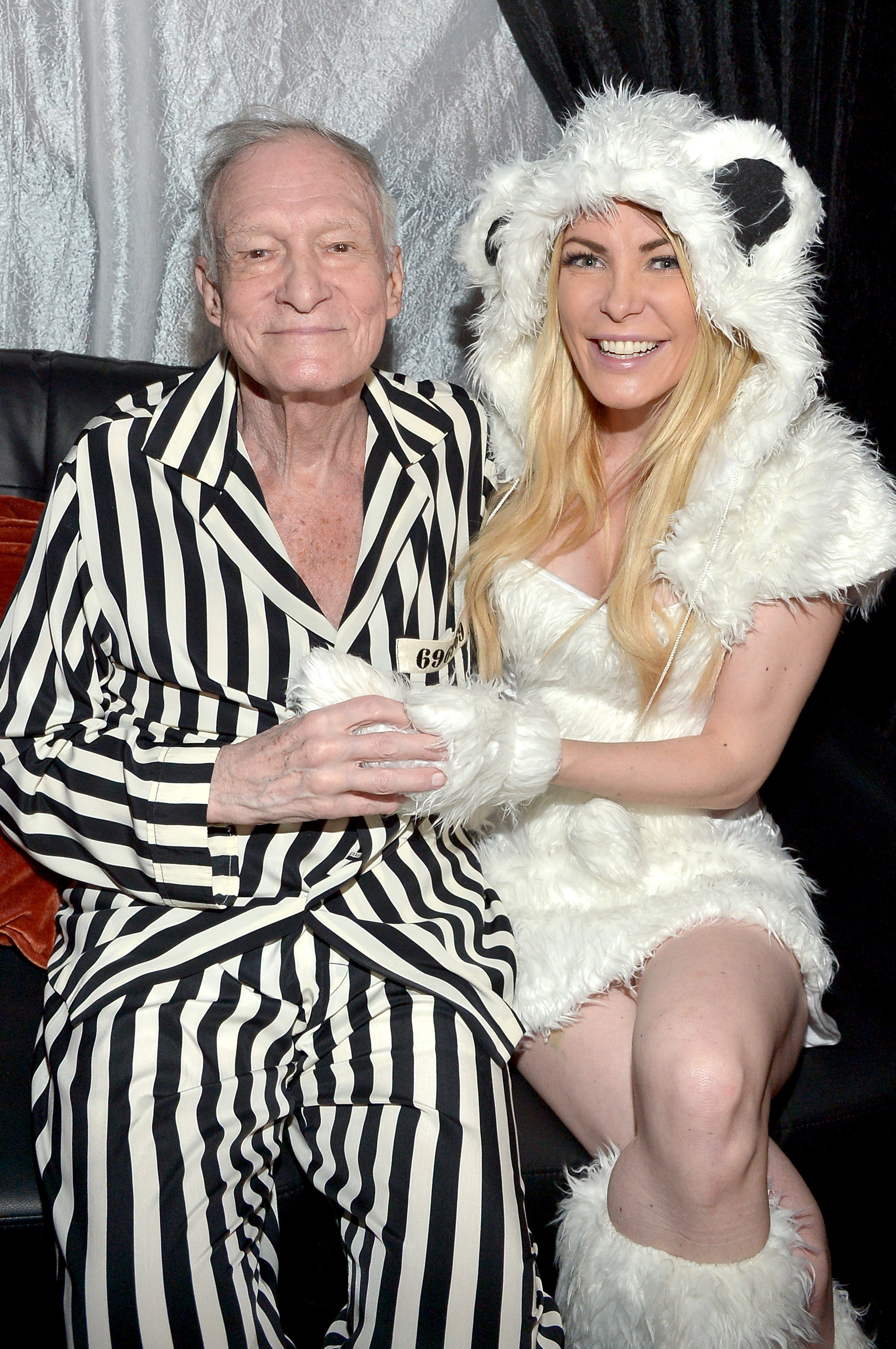 Hugh Hefner and Crystal Harris during the annual Halloween Party at the Playboy Mansion on October 24, 2015, in Los Angeles, California | Source: Getty Images