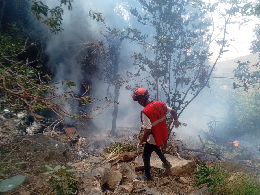 Upon impact, the helicopter burst into intense flames, completely destroying the fuselage and leaving the site in ruins. Kenya Red Cross teams faced immense obstacles during recovery efforts due to an active fire and treacherous terrain. | Source: X/KenyaRedCross