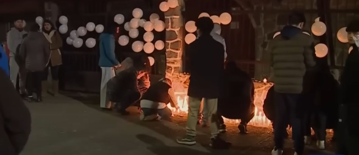 Tribute to the deceased children | Source: YouTube.com/CHVNoticiasTV