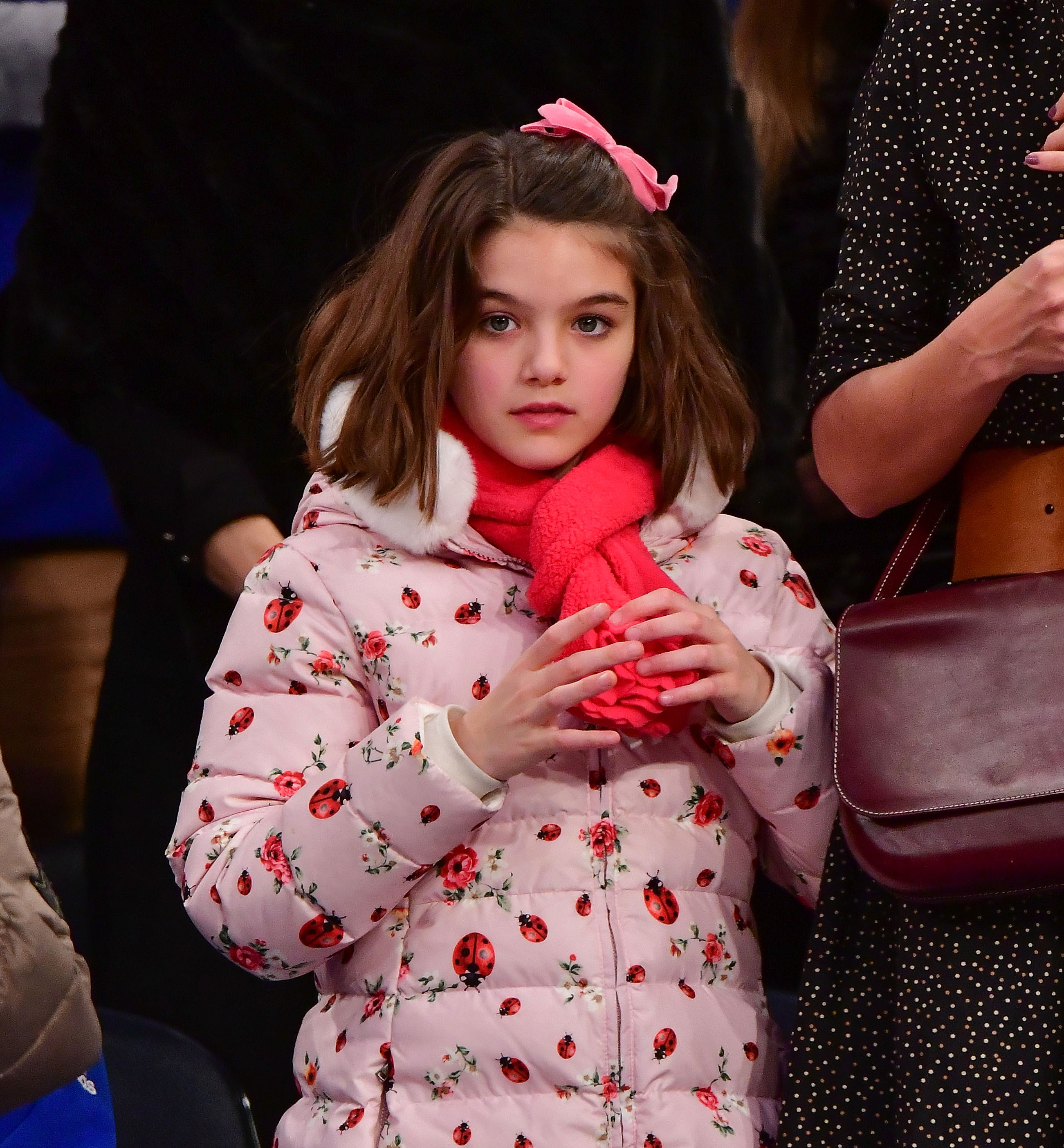 Suri Cruise at a basketball game at Madison Square Garden on December 16, 2017, in New York City. | Source: Getty Images
