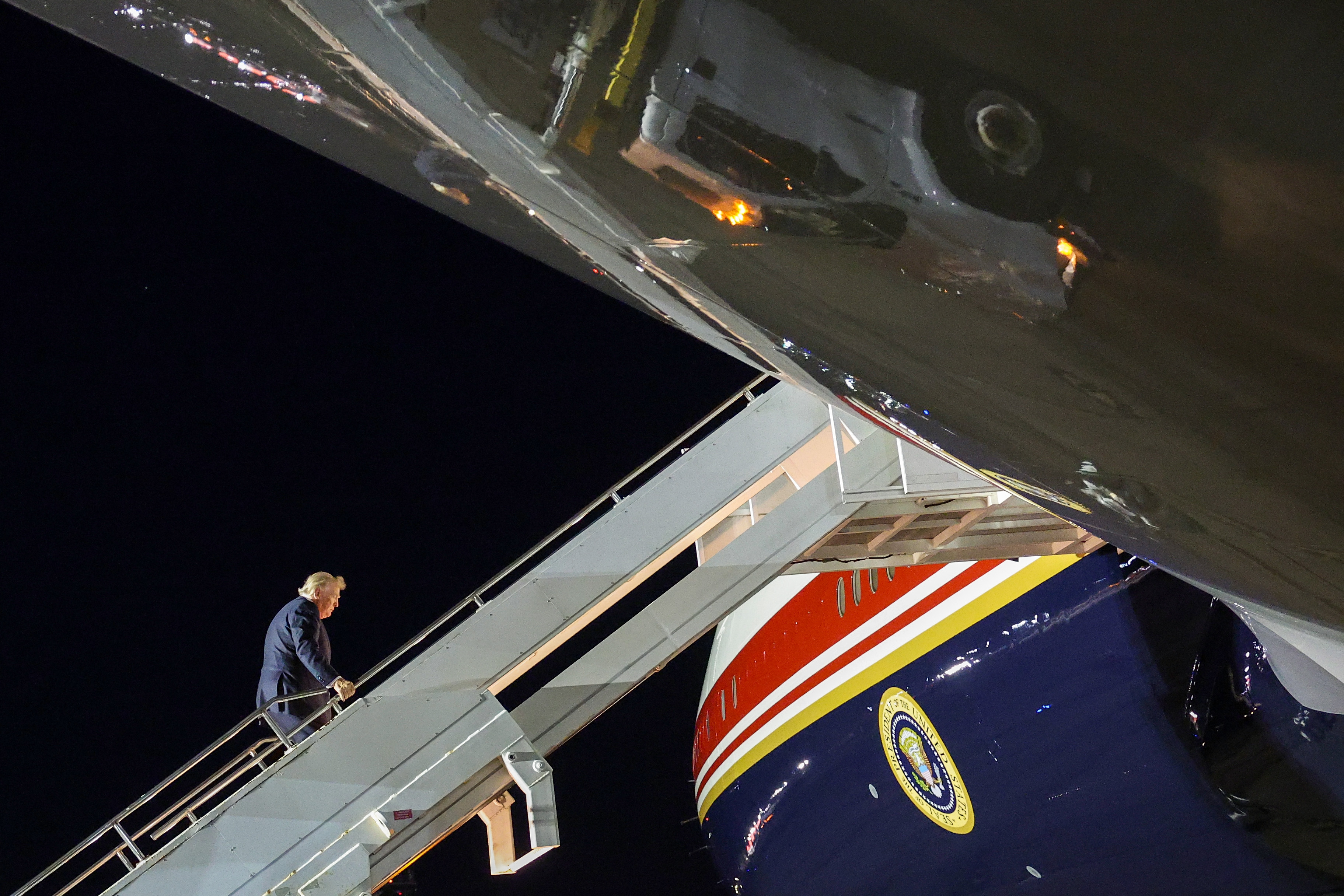 Trump reportedly left Turkey aboard a smaller C-32A rather than the presidential jet journalists believed he was using. The switch was allegedly designed to keep his true movements concealed. | Source: Getty Images