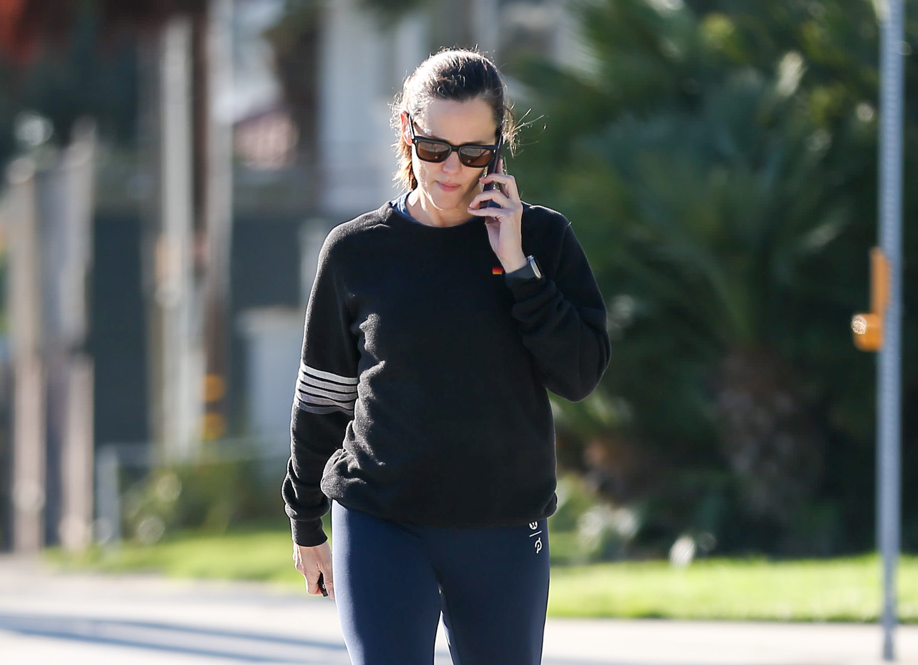 Garner has said she protected herself during the breakup by avoiding much of the public discussion surrounding it. She later said the harder part was losing the family structure, partnership, and friendship she had shared with Affleck. | Source: Getty Images