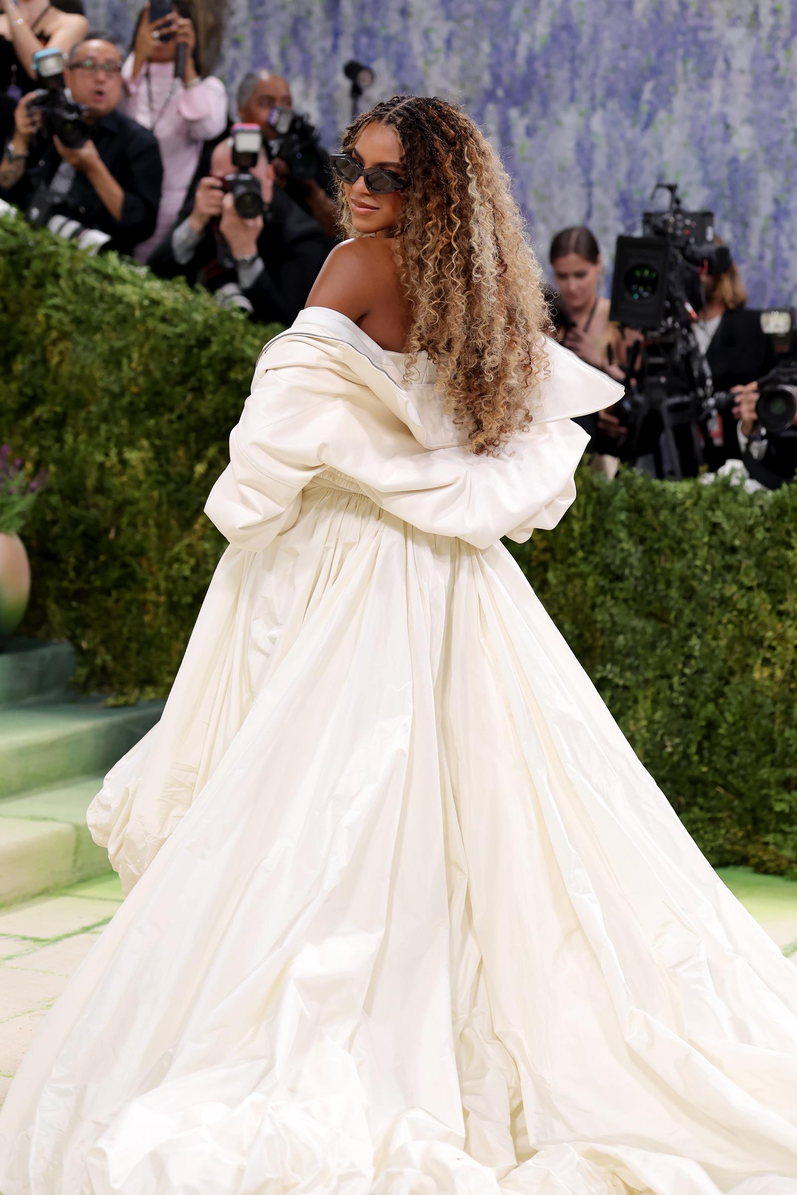 Blue Ivy Carter poses at the 2026 Met Gala | Source: Getty Images