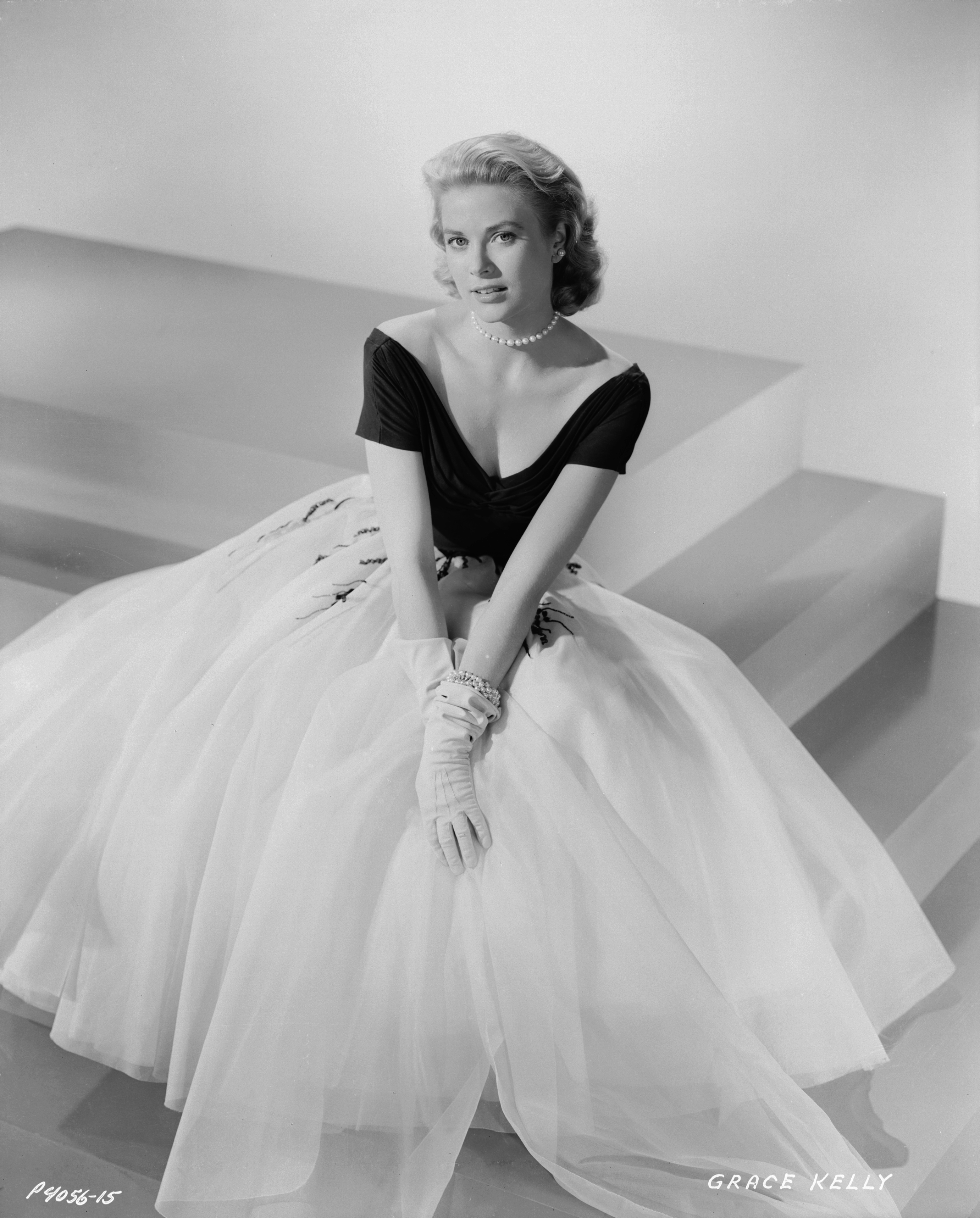 Grace Kelly is pictured on the set of "Rear Window," circa 1954 | Source: Getty Images