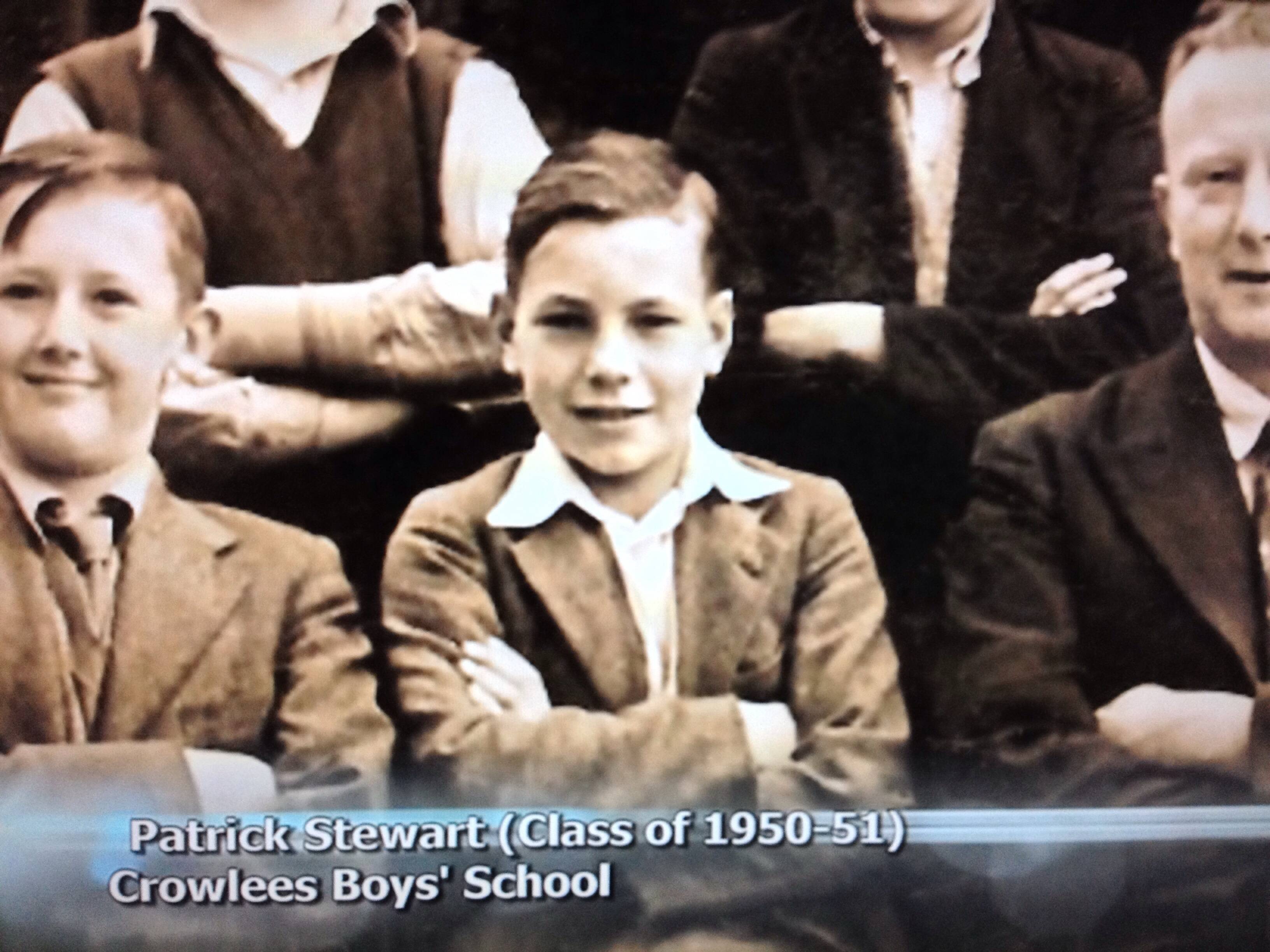 An archival photograph from Crowlees Boys’ School shows Patrick Stewart’s class of 1950–51. During his school years, teacher Cecil Dormand encouraged his interest in Shakespeare and acting, opening the door to a future far removed from his troubled childhood. | Source: CelebStory