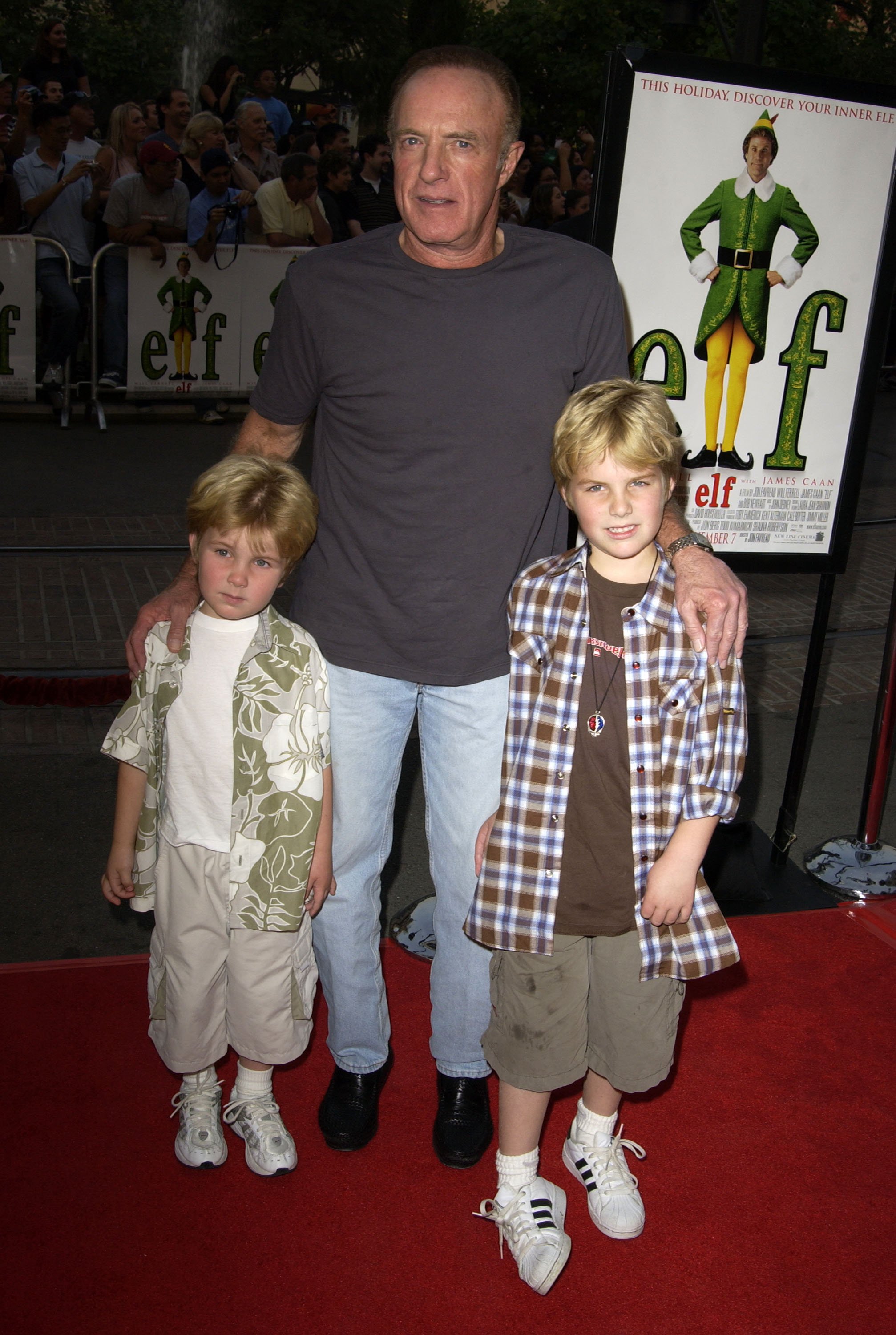 James, Jimmy, and Jake Caan at the "Elf" Special Screening in Los Angeles, California, on October 26, 2003. | Source: Getty Images
