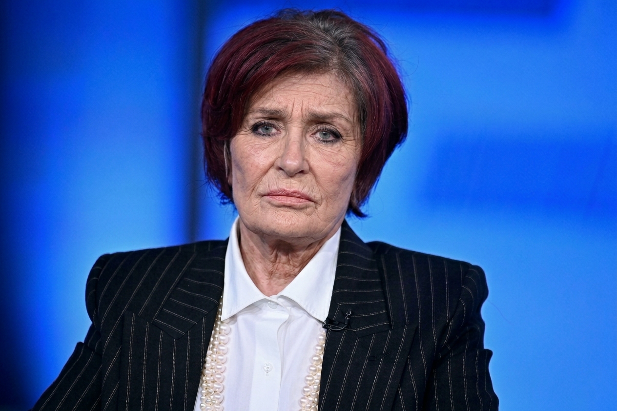Sharon's October 2021 facelift became a turning point after she expressed deep dissatisfaction with its initial results. She later revealed that the experience had left her frightened of undergoing another facelift. | Source: Gemini