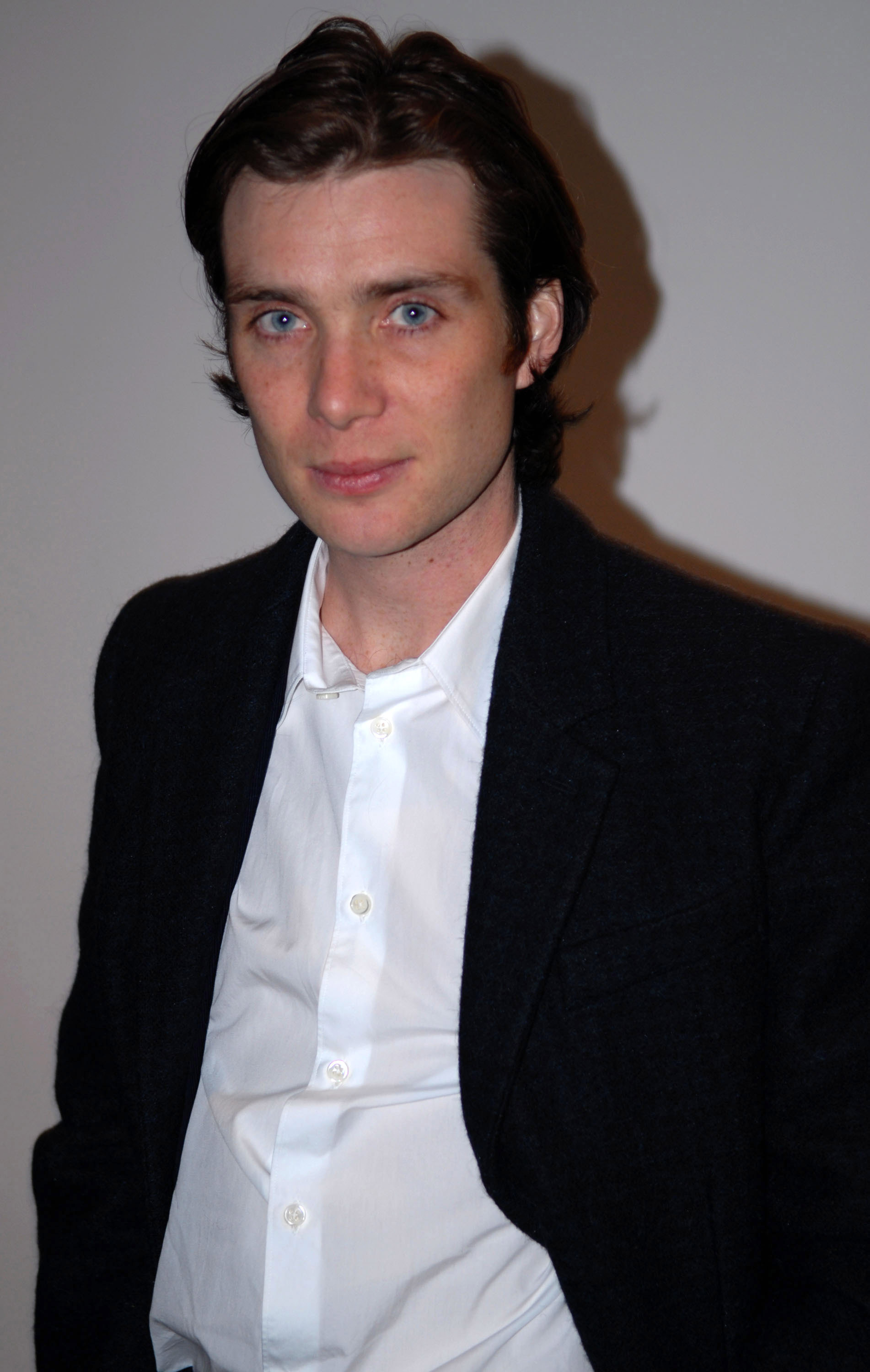 Cillian Murphy attended a special screening of "The Wind That Shakes the Barley" in New York on March 7, 2007, where he paused for photographers before the event began. Dressed in a dark blazer over a crisp white shirt, the actor appeared in high spirits as he celebrated the acclaimed historical drama with guests gathered for the special screening.