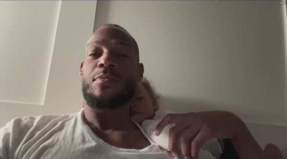 Marlon Wayans and his daughter Axl Wayans in an interview on June 12, 2024 | Source: YouTube/WGN News