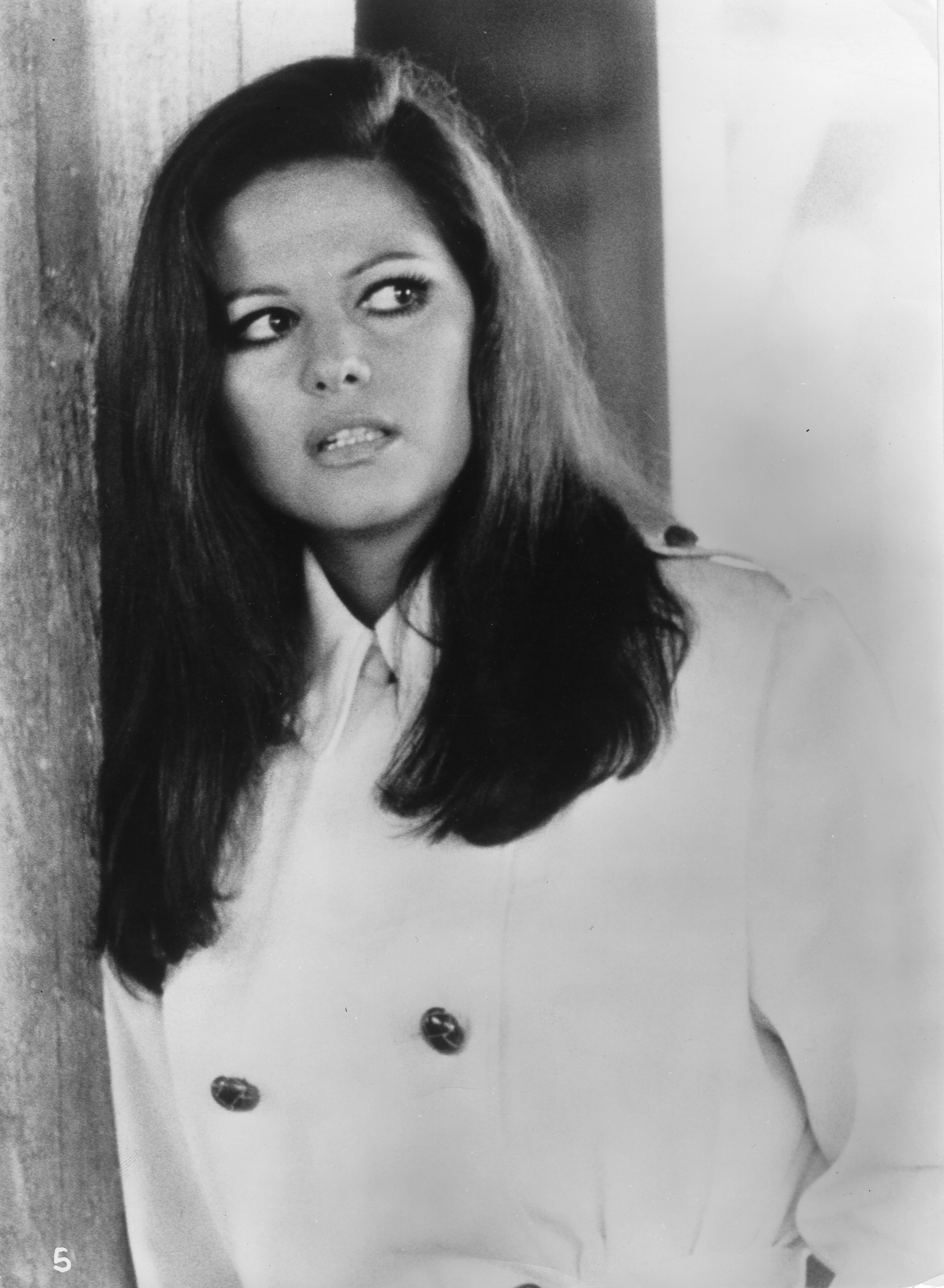 Claudia Cardinale on the set of "A Fine Couple" in 1969. | Source: Getty Images